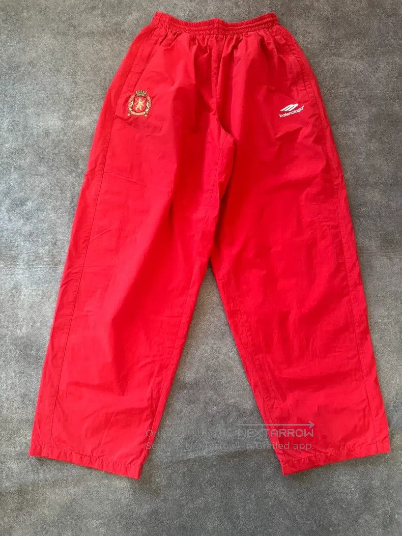 Balenciaga Balenciaga Red Nylon Series Sweatpants Size US 30 / EU 46 - 1 Thumbnail