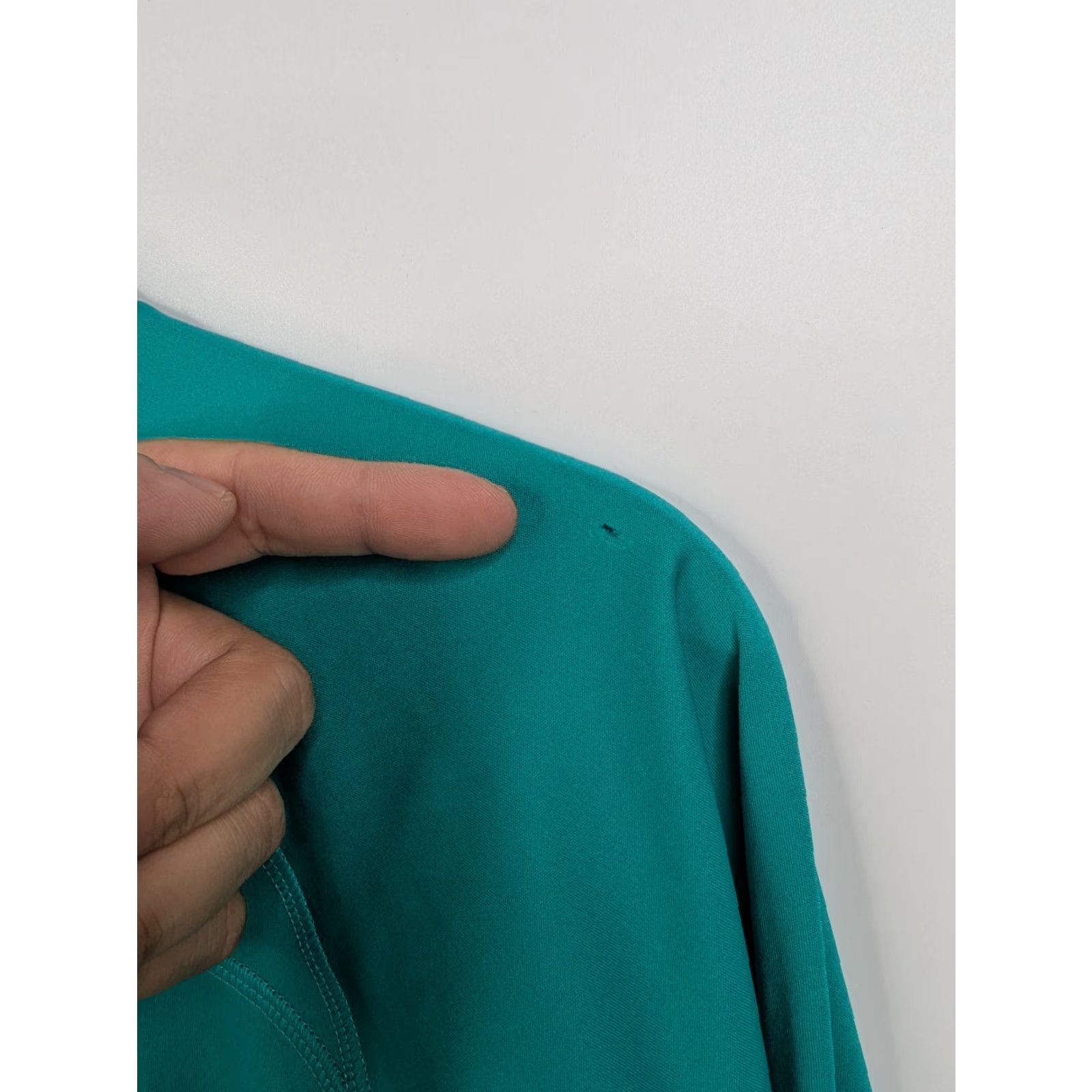 Under Armour Under Armour HeatGear Hoodie Shirt Women’s Small Teal Green Semi-Fitted Zip Hooded CrossFit Activewear Pullover Crew Neck Long Sleeve Size S / US 4 / IT 40 - 5 Thumbnail