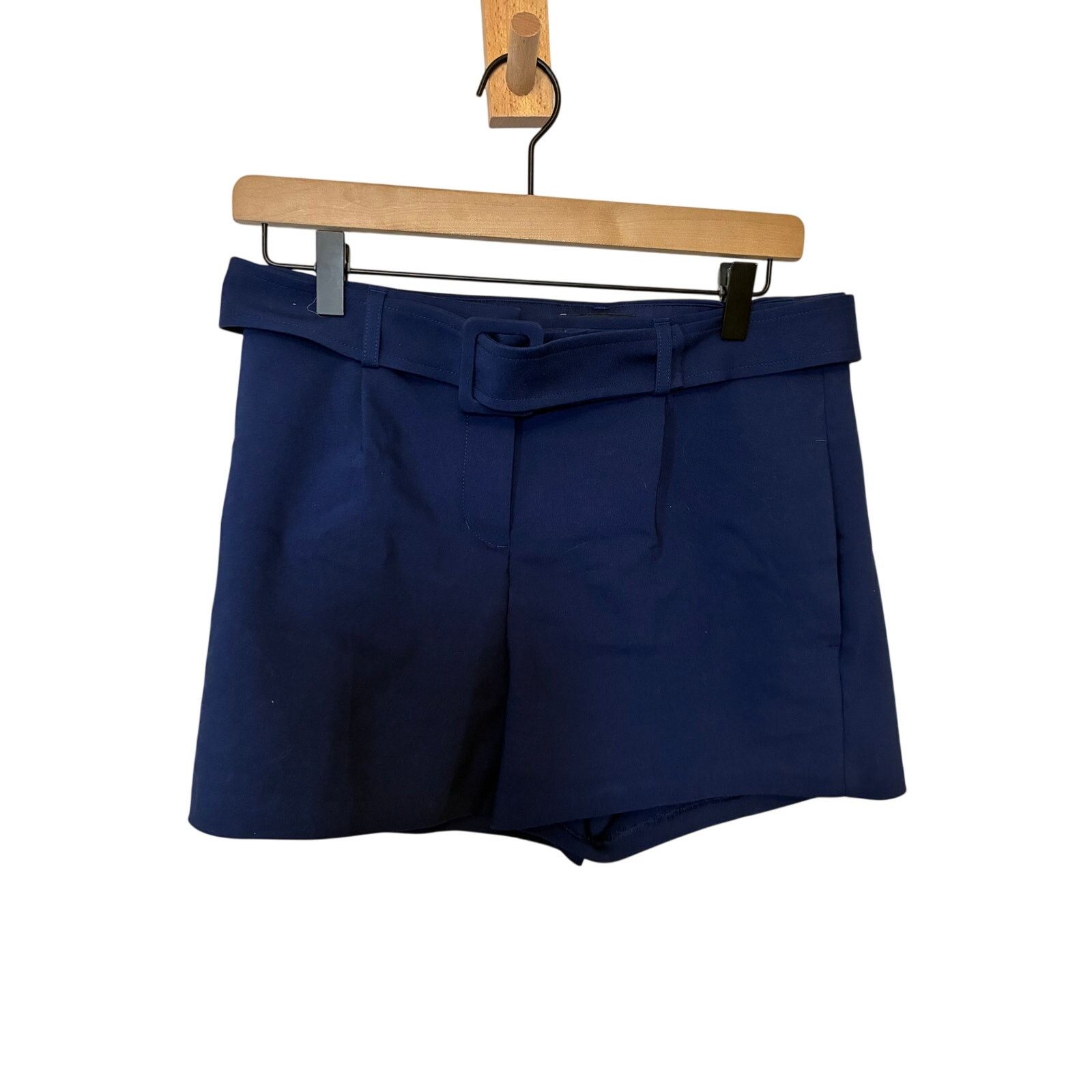 Express Express Navy Belted Shorts Women’s 4 Shortie High Rise Size 27" / US 4 / IT 40 - 2 Thumbnail