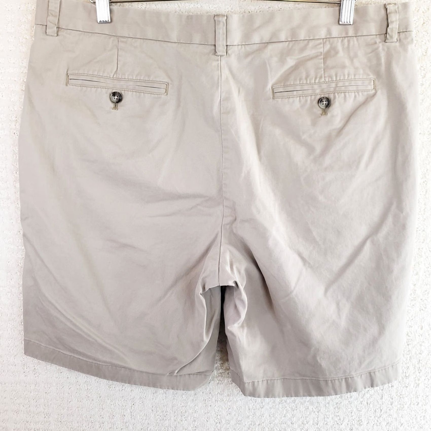 Vineyard Vines Vineyard Vines Breaker Shorts Men 38 Ivory 9 Inseam Stretch Flat Front Chino Golf Preppy Casual Dad Clothing Size US 38 / EU 54 - 6 Thumbnail