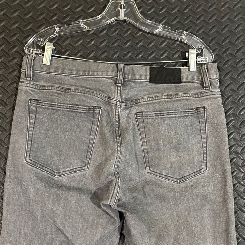 Club Monaco Club Monaco Men's Jeans Slim Denim 5-Pocket Cotton Stretch Gray 33x32 W33 L32 Straight Slim Fit Men’s Regular Vintage N/A Size US 33 - 3 Thumbnail