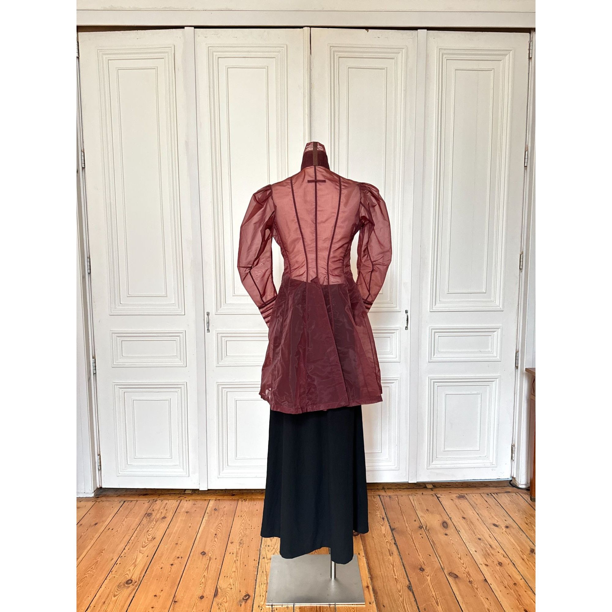 Jean Paul Gaultier 1990s Burgundy Victorian Gazar Silk Coat Size M / US 6-8 / IT 42-44 - 4 Thumbnail