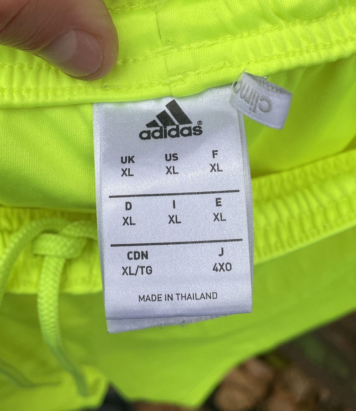 Adidas AJAX AMSTERDAM 2014 2015 AWAY FOOTBALL SOCCER SHORTS ADIDAS Size US 36 / EU 52 - 11 Thumbnail