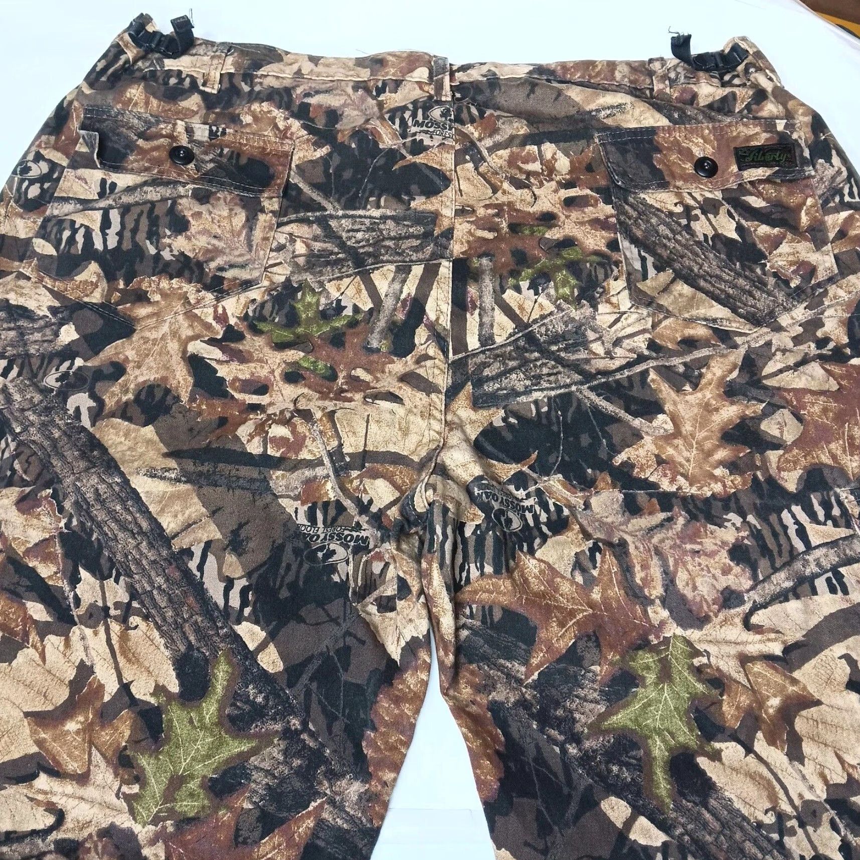 AMO VINTAGE Camo Cargo Pants Men 2XL Regular Rugged Break Up Mossy Oak Cargo Hunt Outdoors Camouflage Pants Mens Size US 39 - 4 Thumbnail