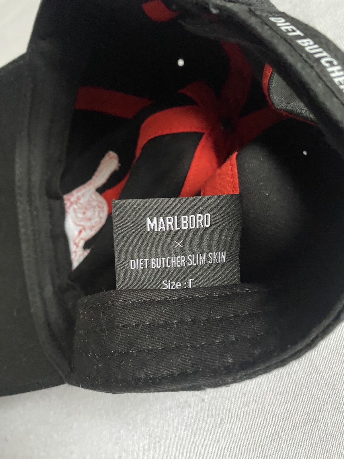 Diet Butcher Slim Skin Diet Butcher x Malboro Cap Size ONE SIZE - 4 Thumbnail