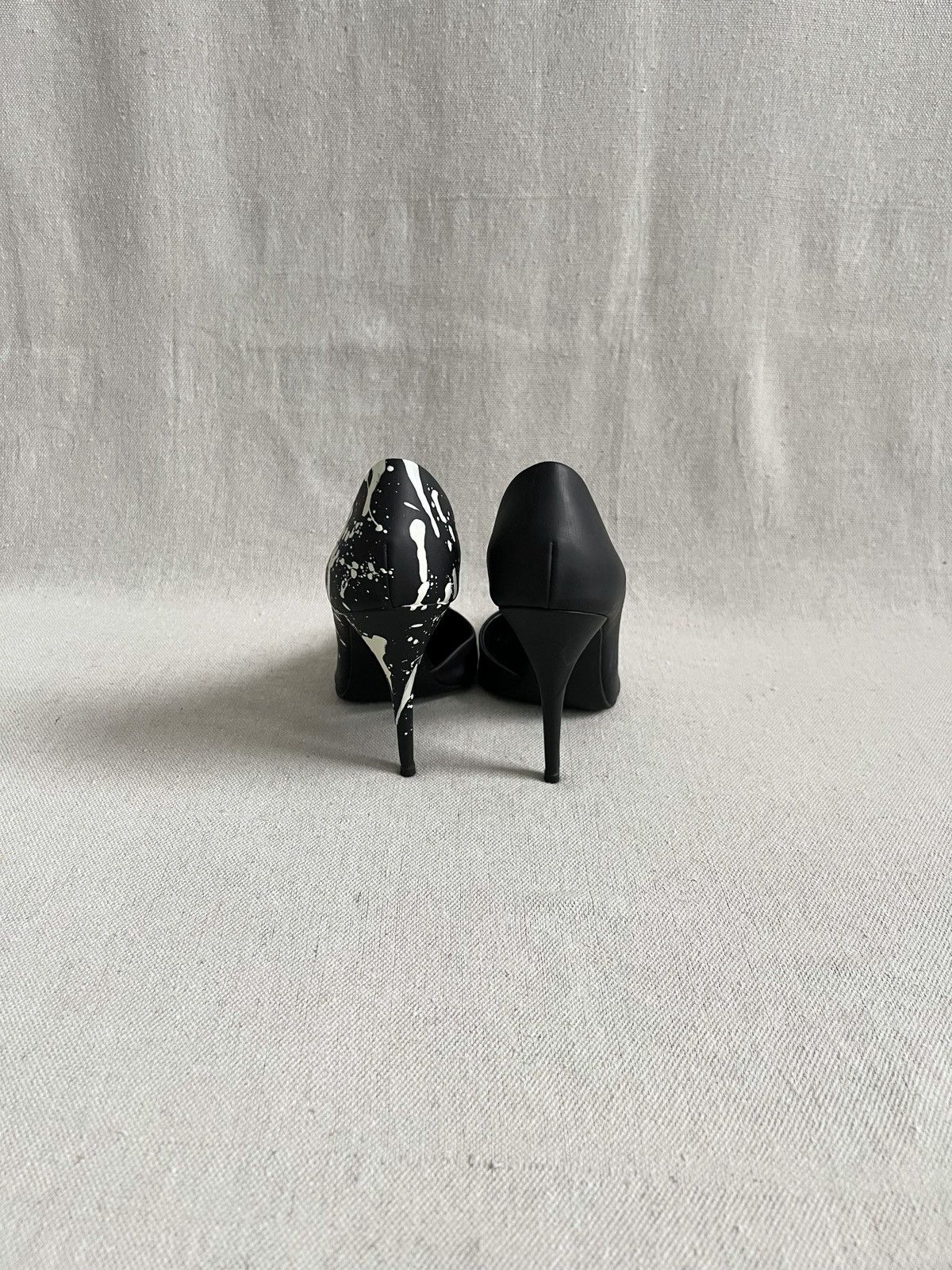 Givenchy Vintage Givenchy Cut-Out Painted Stilettos Size US 9 / IT 39 - 4 Thumbnail