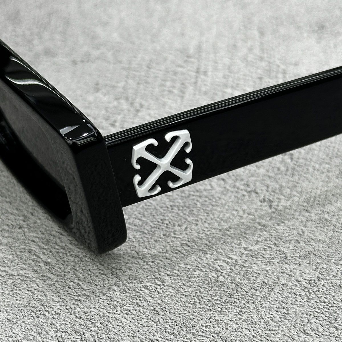 Off-White OFF WHITE ARTHUR SUNGLASSES Size ONE SIZE - 4 Thumbnail