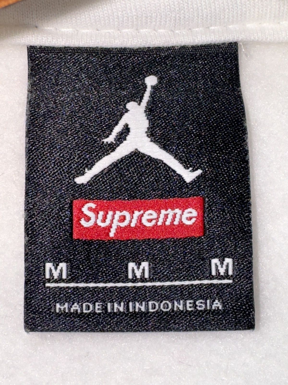 Supreme 2015 Supreme x Jordan hoodie Size US M / EU 48-50 / 2 - 3 Thumbnail