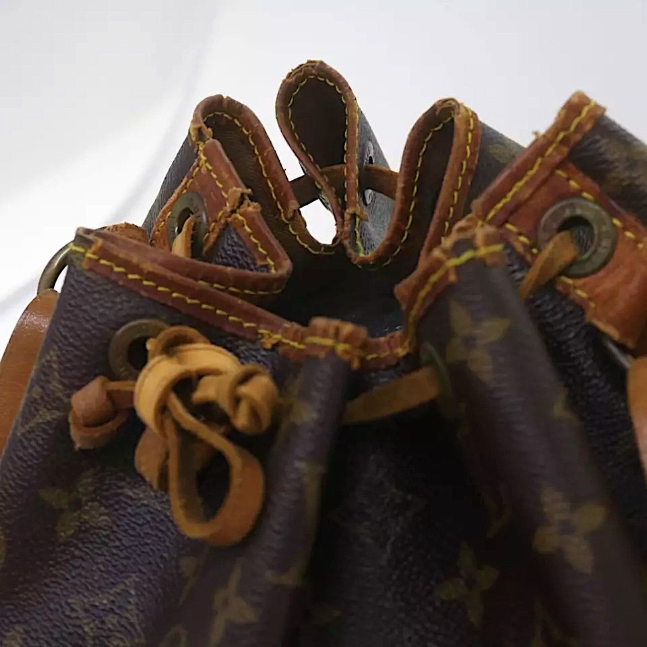 Louis Vuitton × Vintage Louis Vuitton Noé Vintage Handbag Size ONE SIZE - 3 Thumbnail