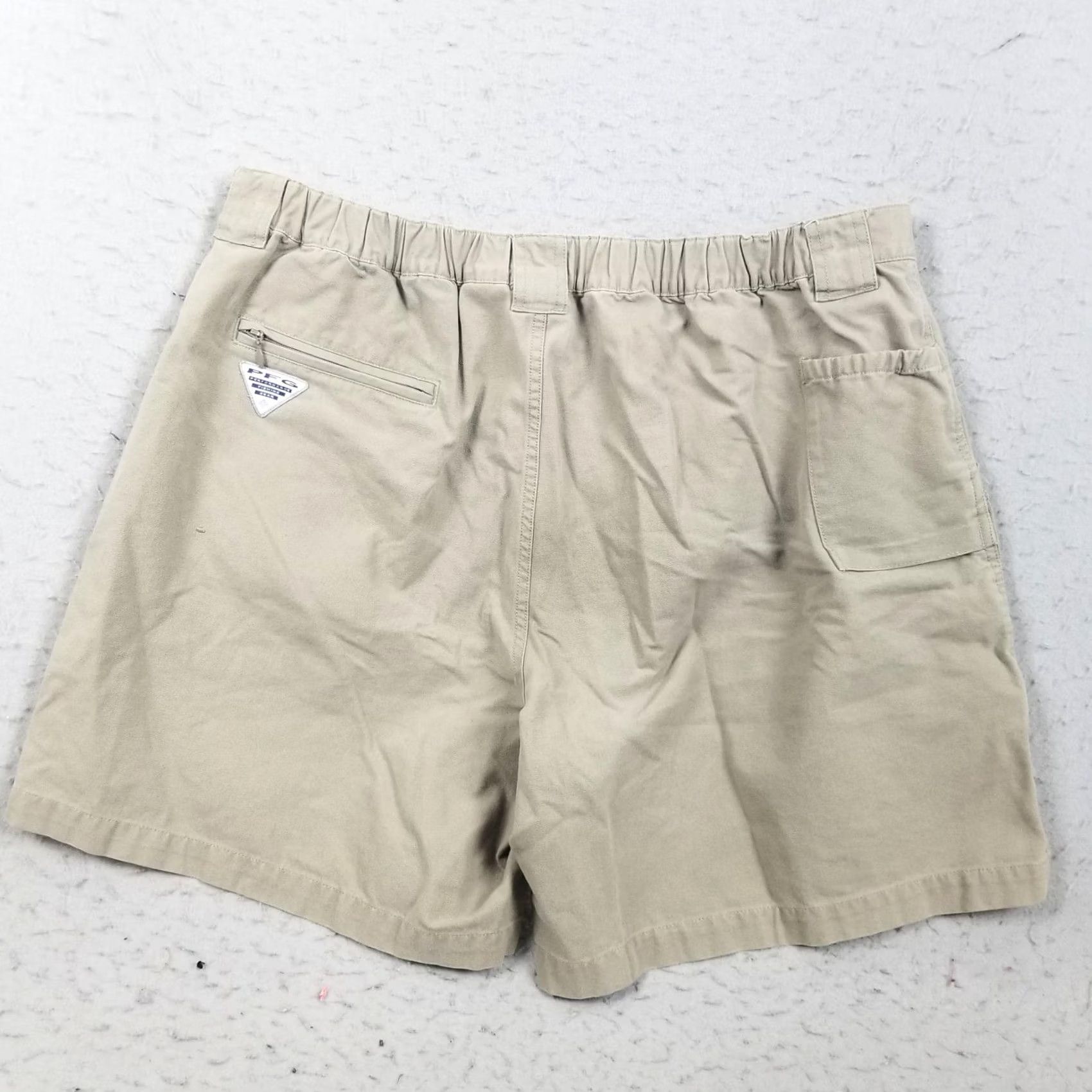 Vintage Columbia PFG Cargo Shorts Mens XL Beige Cotton Elastic Waist 8 Inseam Fishing Size US 36 / EU 52 - 7 Thumbnail