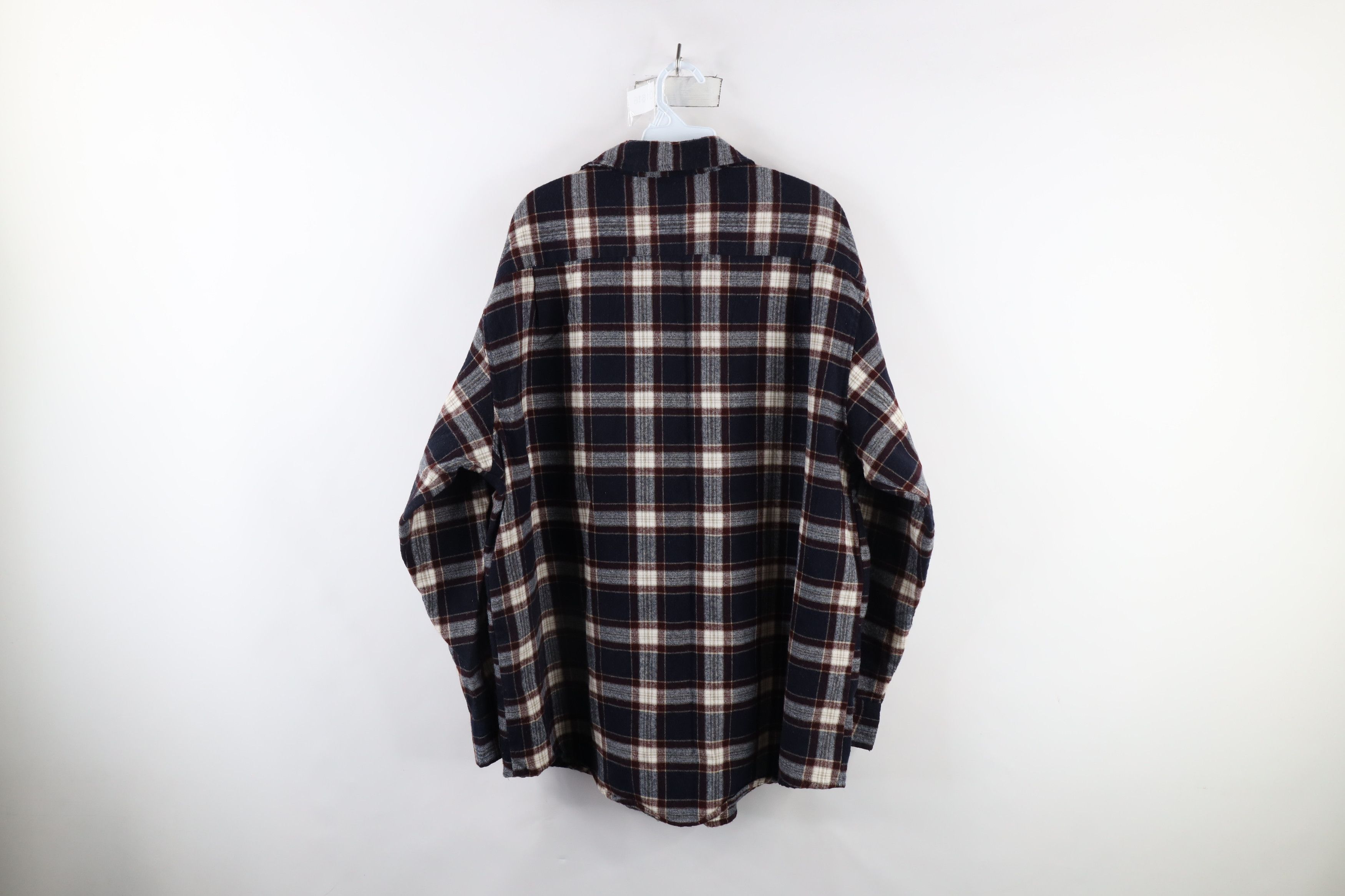 Vintage Vintage 70s Streetwear Knit Collared Button Shirt Plaid Size US XL / EU 56 / 4 - 7 Thumbnail