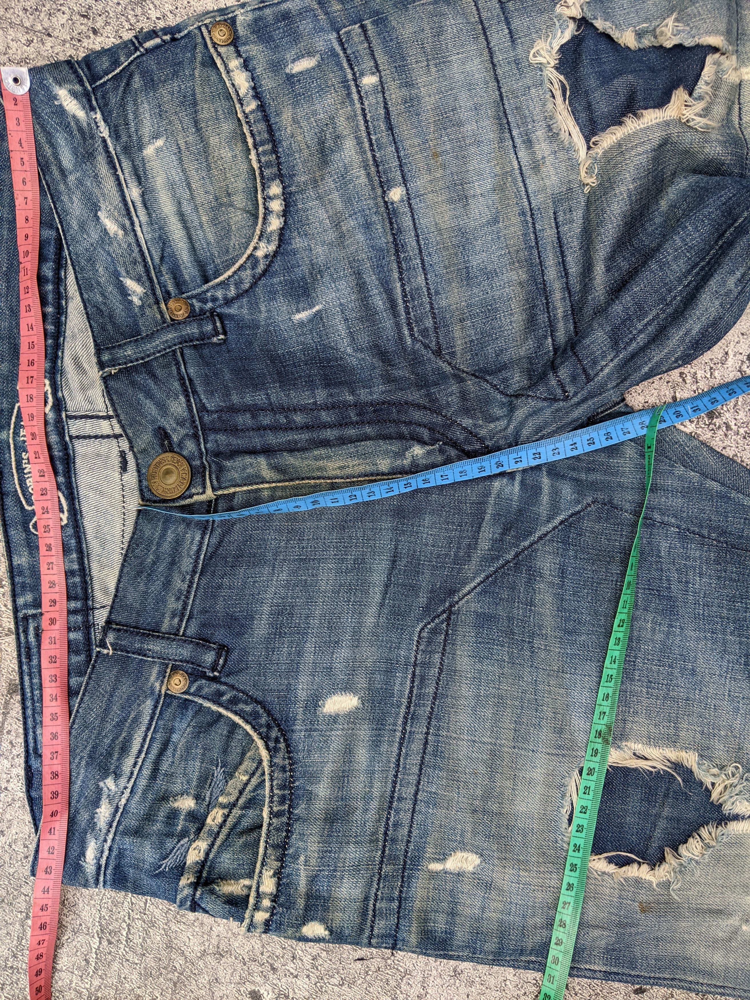 Robins Jeans Distressed Robins Size US 32 / EU 48 - 12 Thumbnail