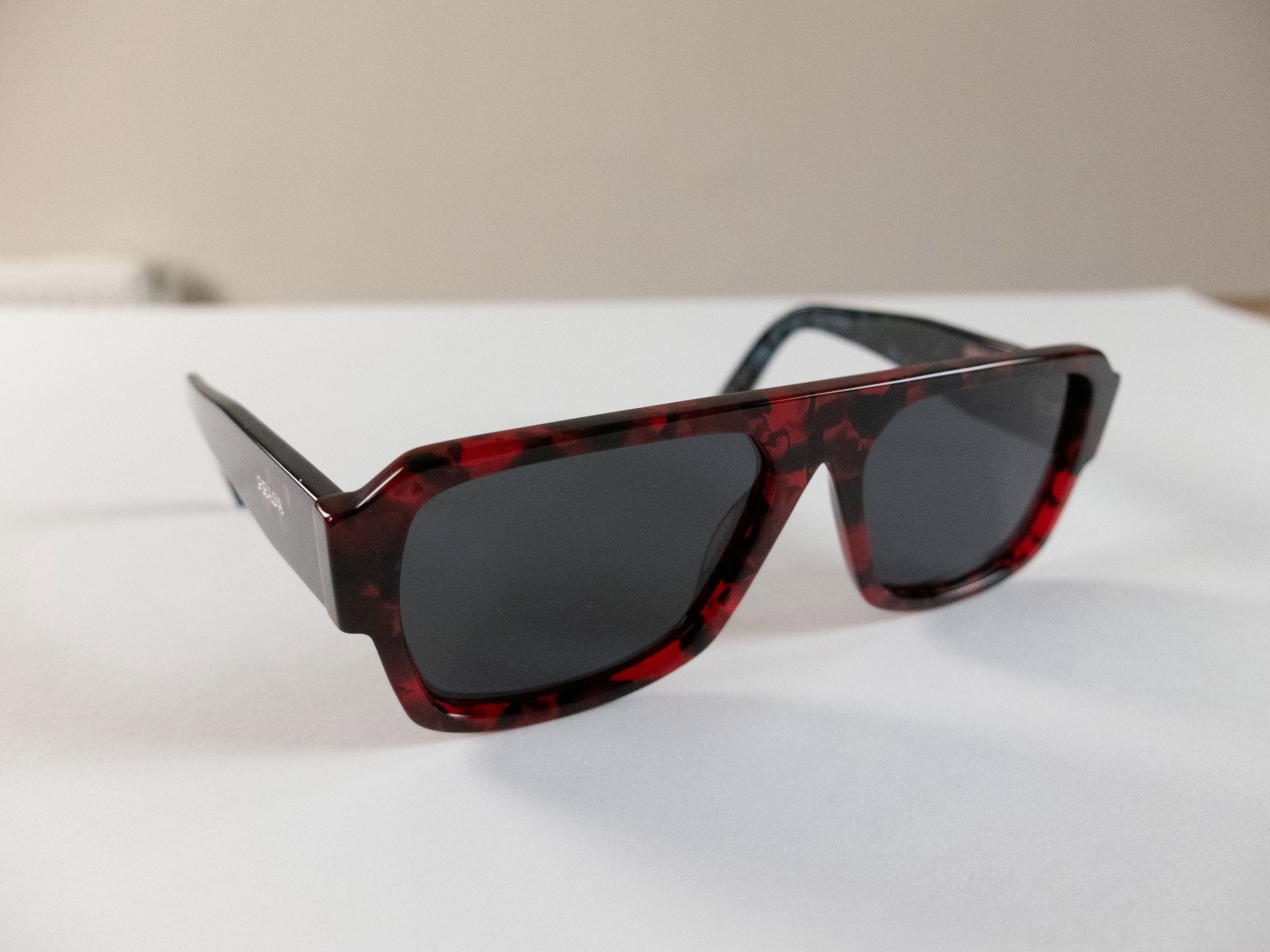 Prada PRADA red green tortoise shell rectangle sunglasses Italy Size ONE SIZE - 2 Thumbnail