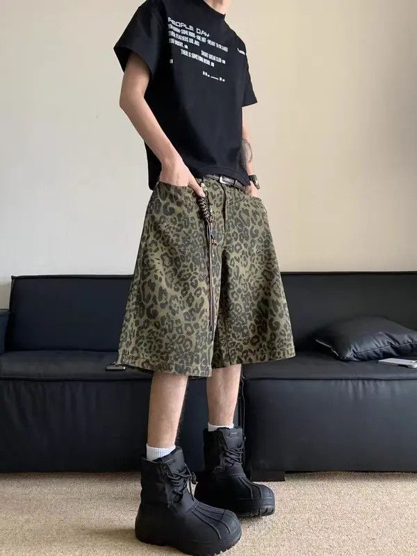 Japanese Brand VIBE Slouchy style vintage leopard baggy denim shorts Size US 32 / EU 48 - 2 Thumbnail