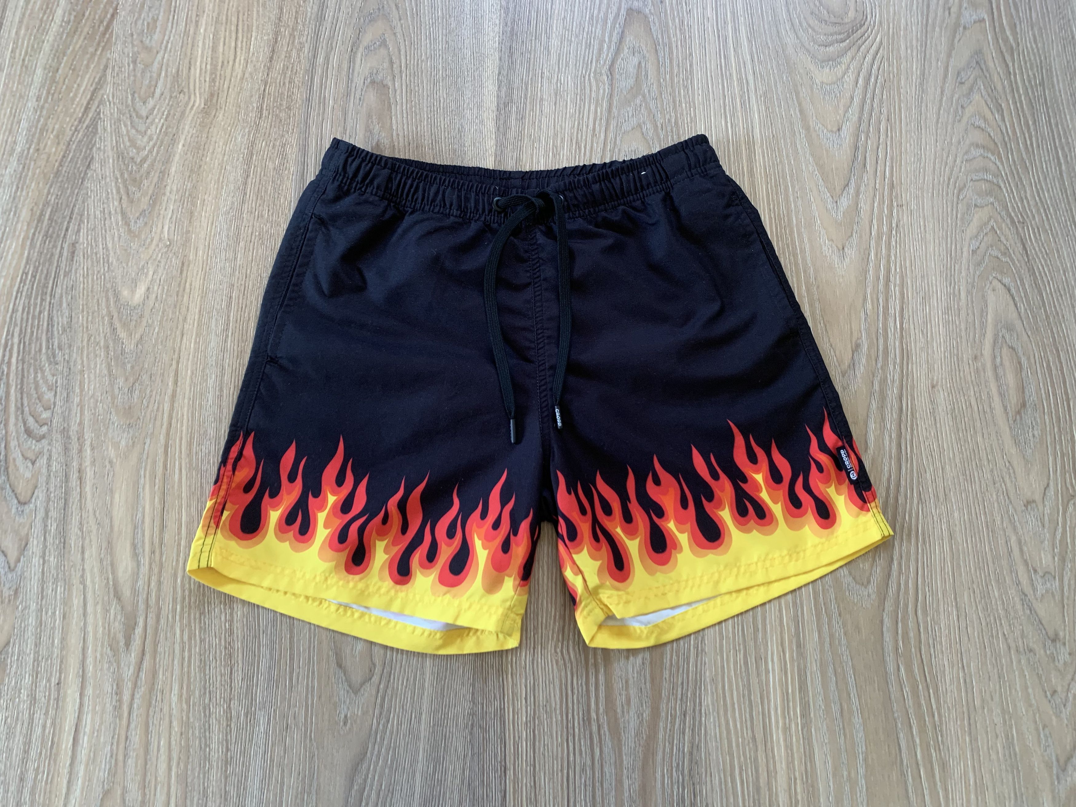Other Cropp Flames Printed Black Swim Board Shorts Size US 30 / EU 46 - 10 Thumbnail