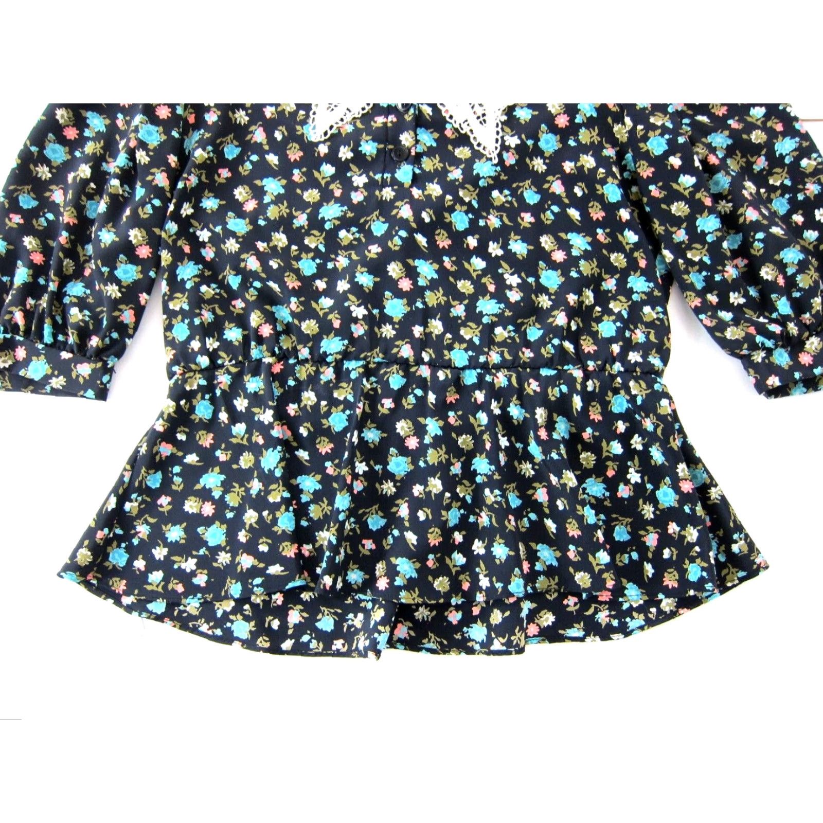 Pinko VINTAGE Perceptions Blouse (Medium) Black Floral Lace Collared Peasant 3/4 Sleeve Polyester Women’s Shirt Size M / US 6-8 / IT 42-44 - 6 Thumbnail
