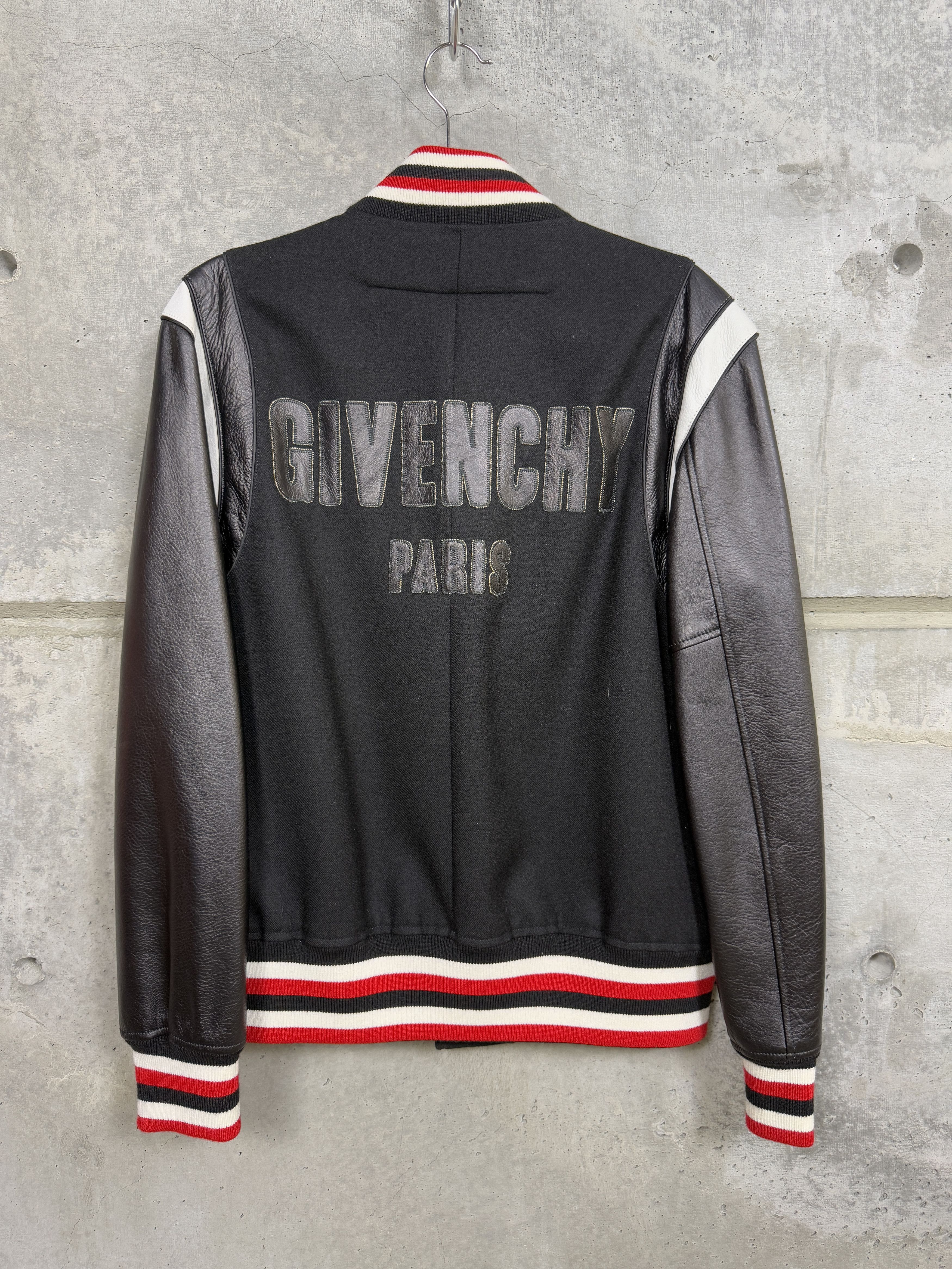 Givenchy 2017 $3.4k Givenchy Paris Leather Bomber Jacket Size US L / EU 52-54 / 3 - 1 Thumbnail