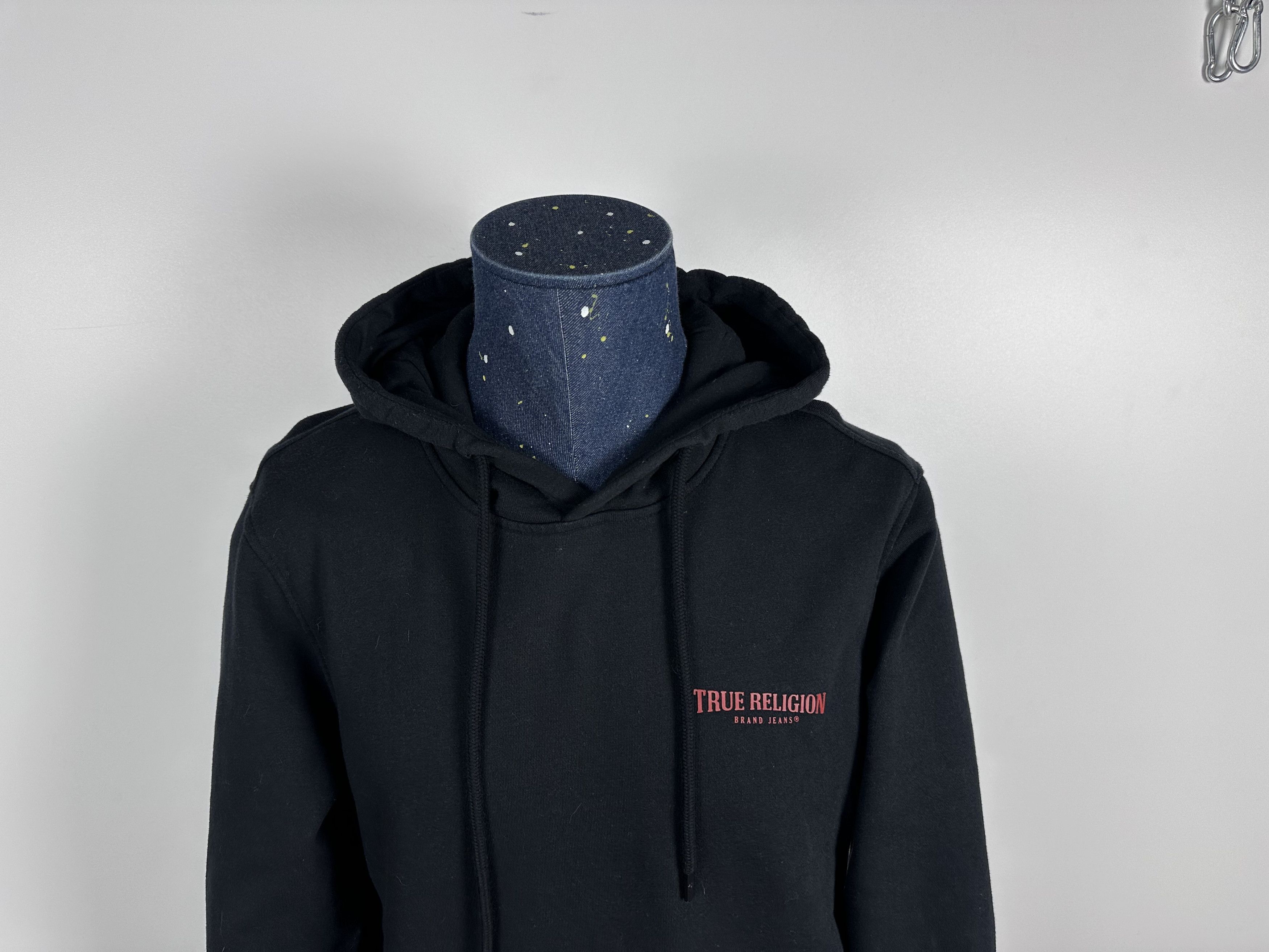 True Religion × Vintage True Religion Small Logo Pullover Hoodie Black Size L Size US L / EU 52-54 / 3 - 3 Thumbnail