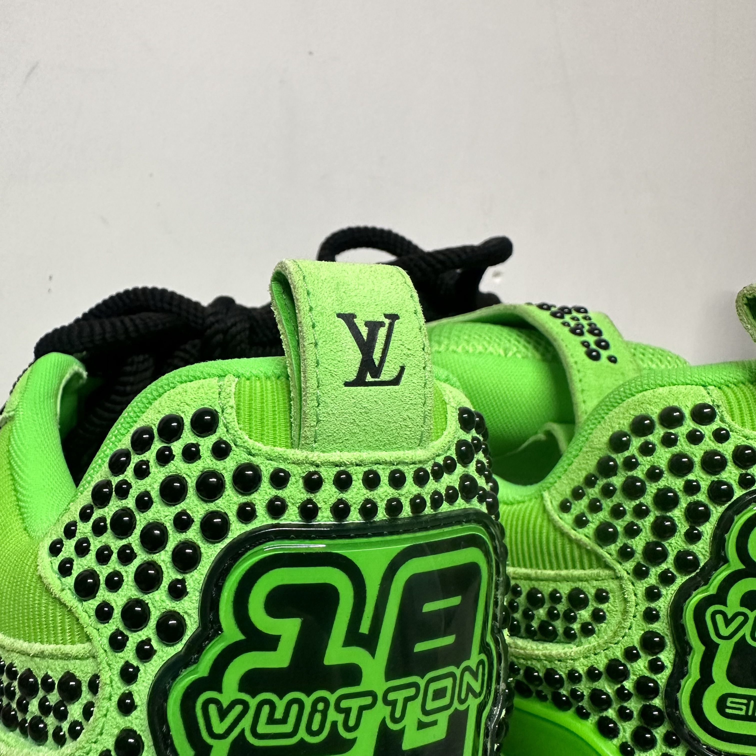 Louis Vuitton Louis Vuitton Skate US9.5 LV Trainer Mens green trainer Size US 9.5 / EU 42-43 - 18 Thumbnail