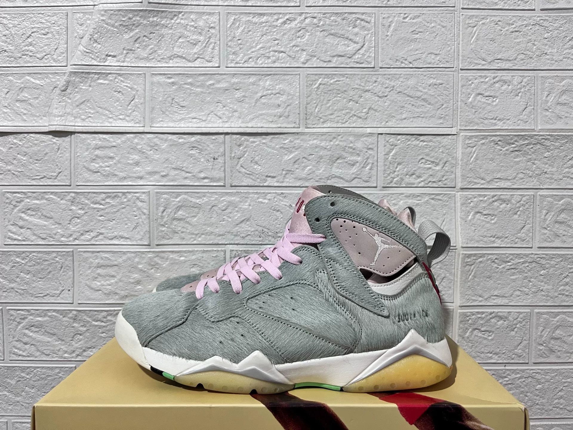 Nike Nike AJ7 Lowtop Sneakers 11 Men Size US 11 / EU 44 - 1 Thumbnail