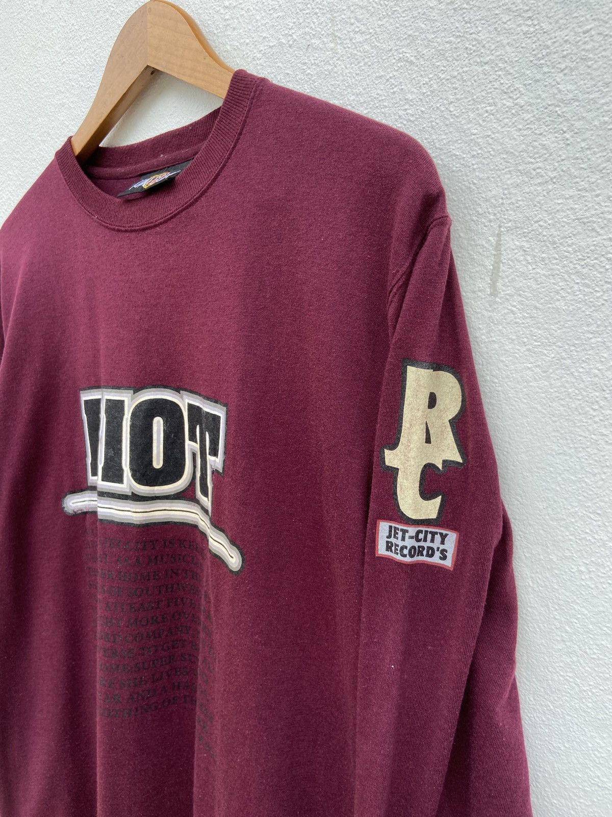 Band Tees 🔥 Vintage Jet City Records t shirt long sleeve RIOT Size US M / EU 48-50 / 2 - 3 Thumbnail