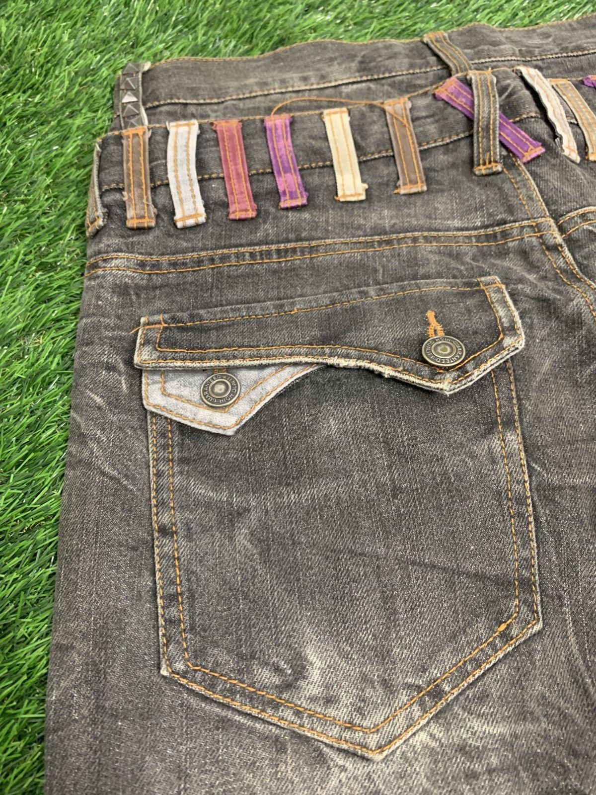 Vintage NYLAUS Double Waist Clawmark Distressed Faded Jean Size US 30 / EU 46 - 9 Thumbnail