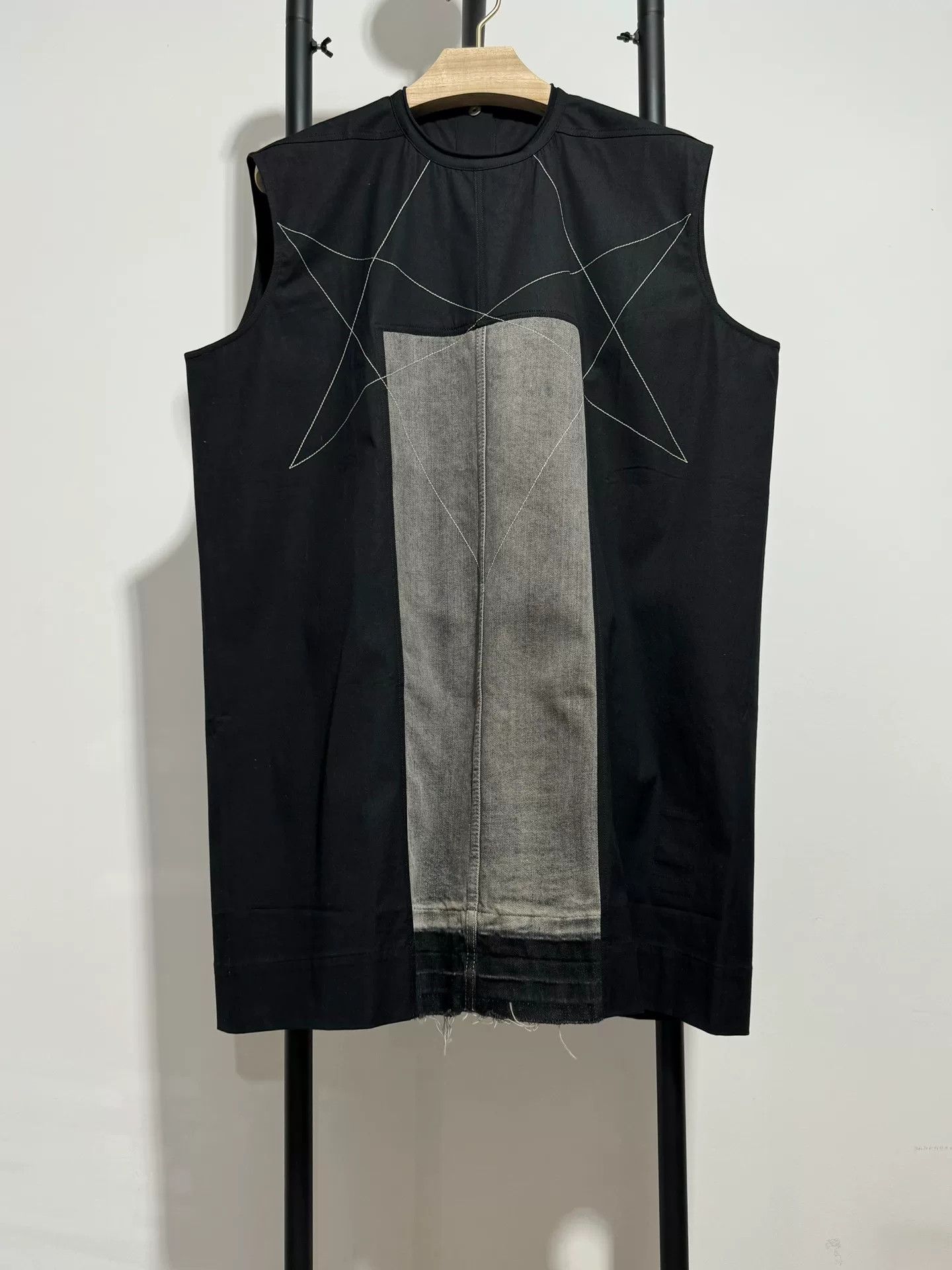 Rick Owens rick owens jumbo fork sleeveless black tee Size US M / EU 48-50 / 2 - 1 Thumbnail