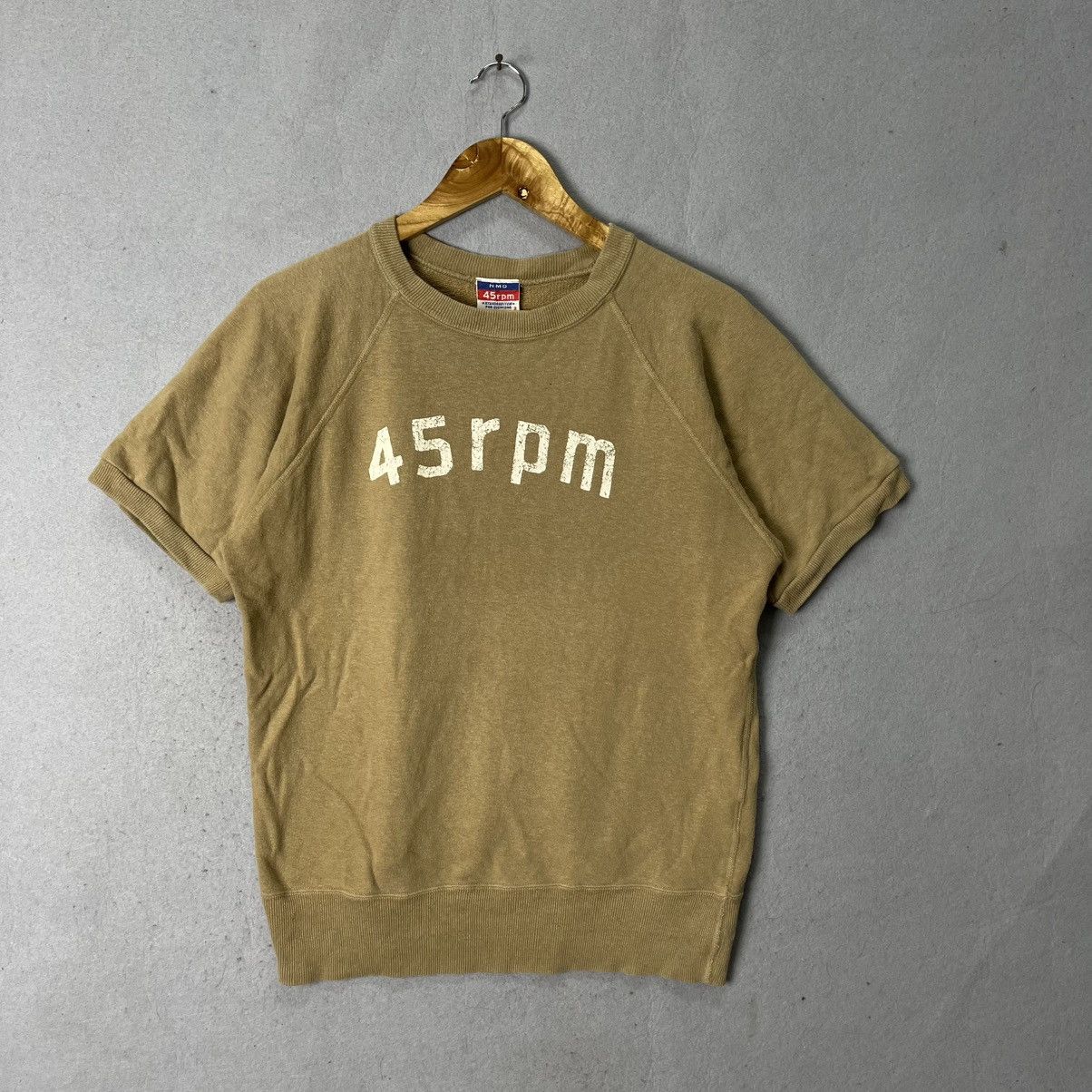 45rpm 45rpm NMD Short Sleeve Sweatshirt Beige Made in Japan Size US S / EU 44-46 / 1 - 1 Thumbnail