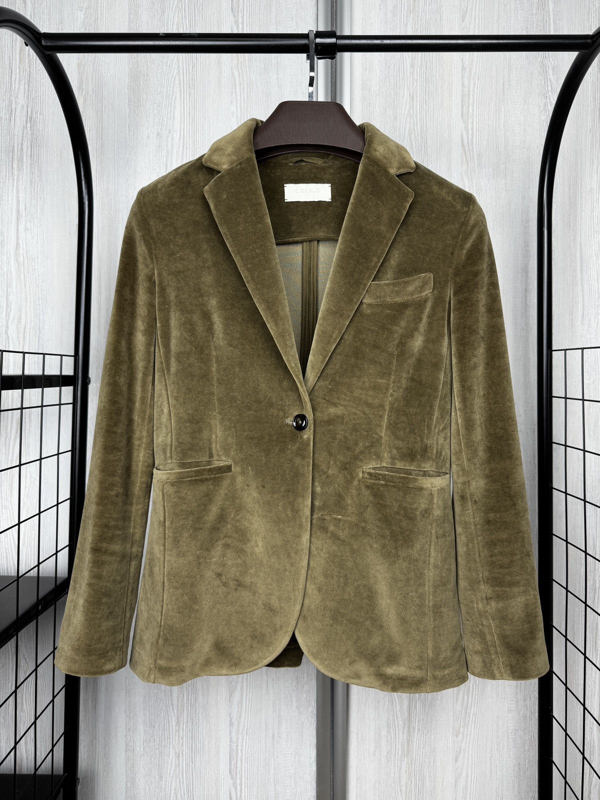 Circolo 1901 Circolo 1901 khaki green one button velvet velour blazer Size S / US 4 / IT 40 - 2 Thumbnail