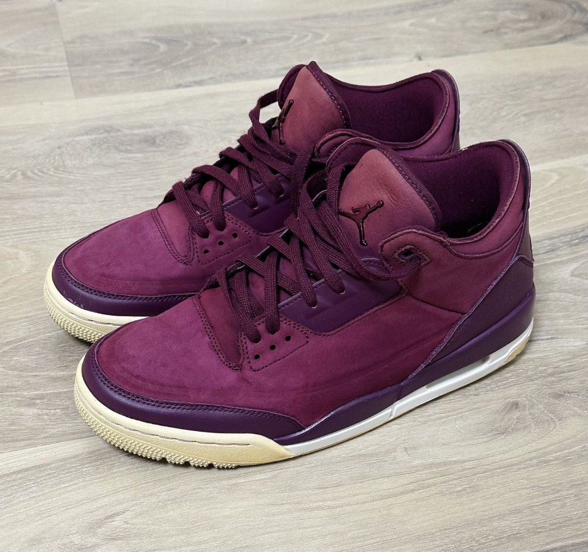 Jordan Brand Jordan 3 Retro Bordeaux Size US 9.5 / EU 42-43 - 2 Thumbnail
