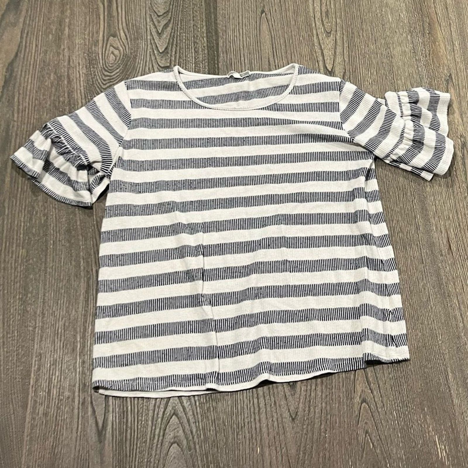 Vintage Pleione White Gray Striped Knit Scoop Neck Shirt Size S Size S / US 4 / IT 40 - 1 Thumbnail