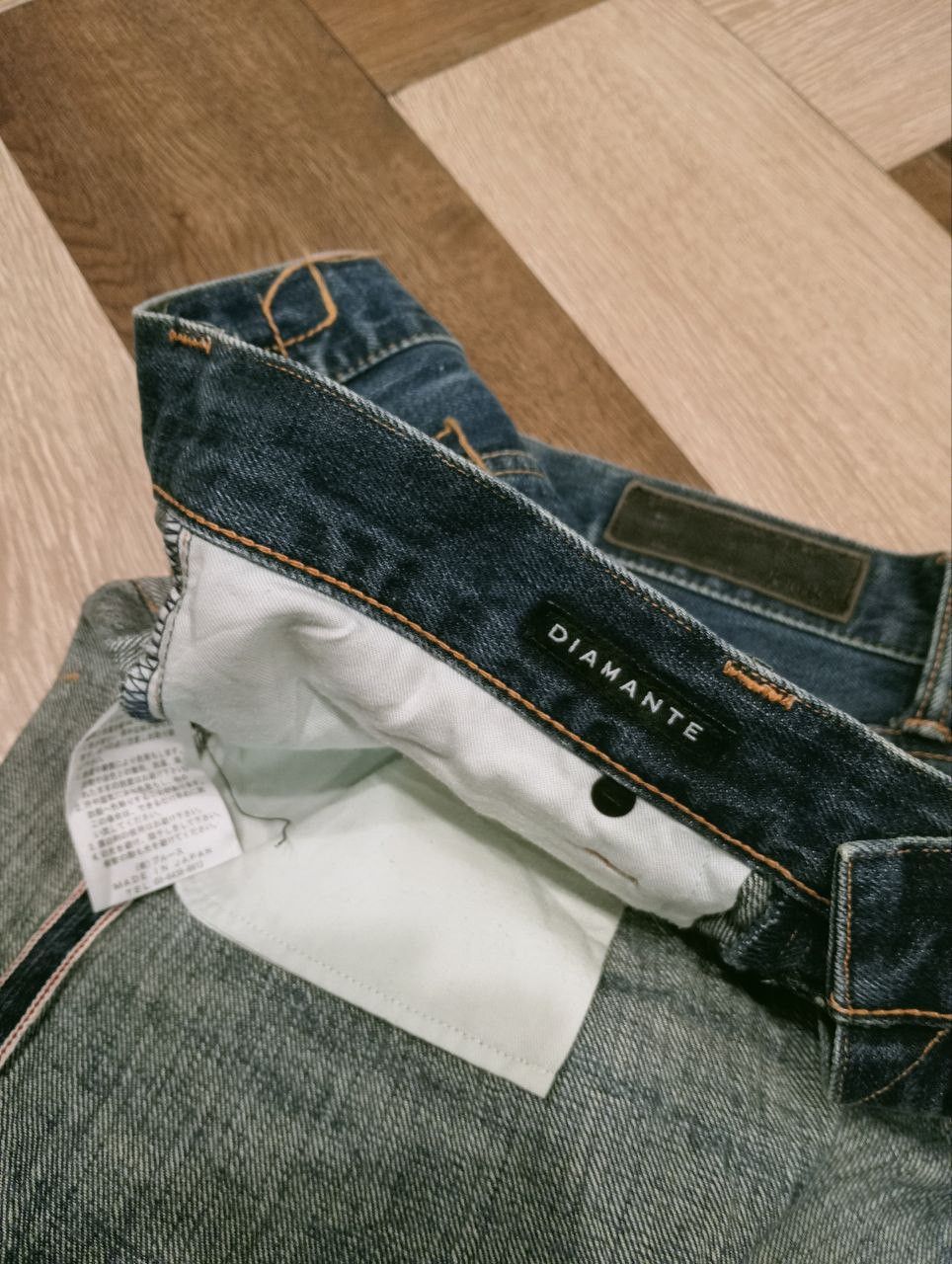 KURO JAPANESE KURO DIAMANTE SELVEDGE CROPPED JEANS Size US 33 - 12 Thumbnail