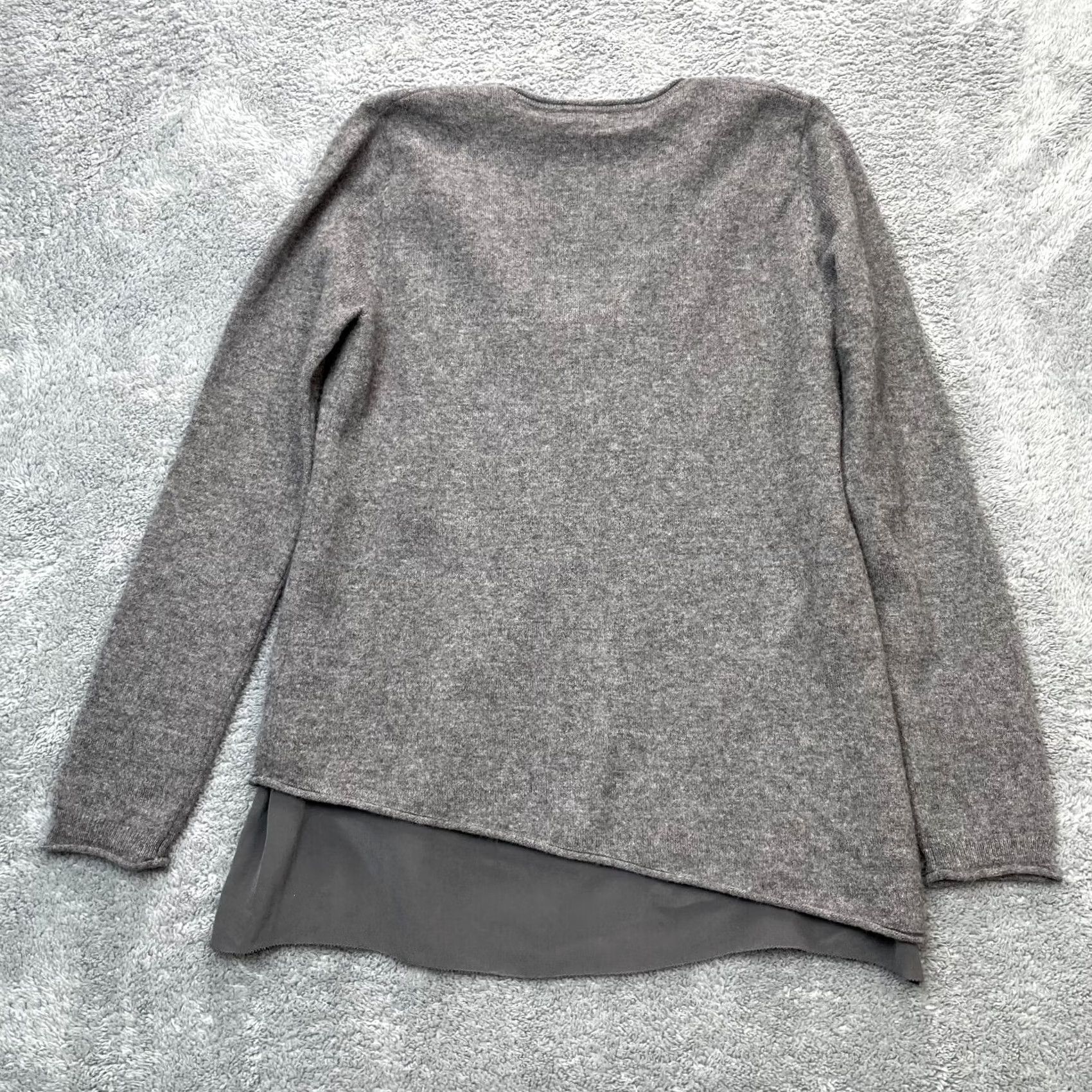 Acne Studios Acne Studios Sweater Womens Small Gray Cashmere V Neck Asymmetrical Silk Size S / US 4 / IT 40 - 6 Thumbnail
