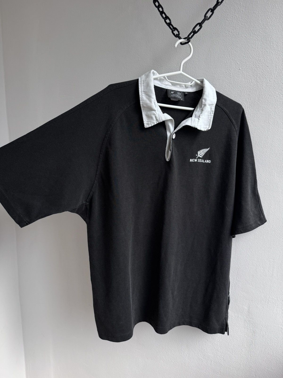 Vintage ALL BLACK NEW ZEALAND VINTAGE 90s RUGBY 1990’s SHIRT JERSEY Size US XL / EU 56 / 4 - 6 Thumbnail