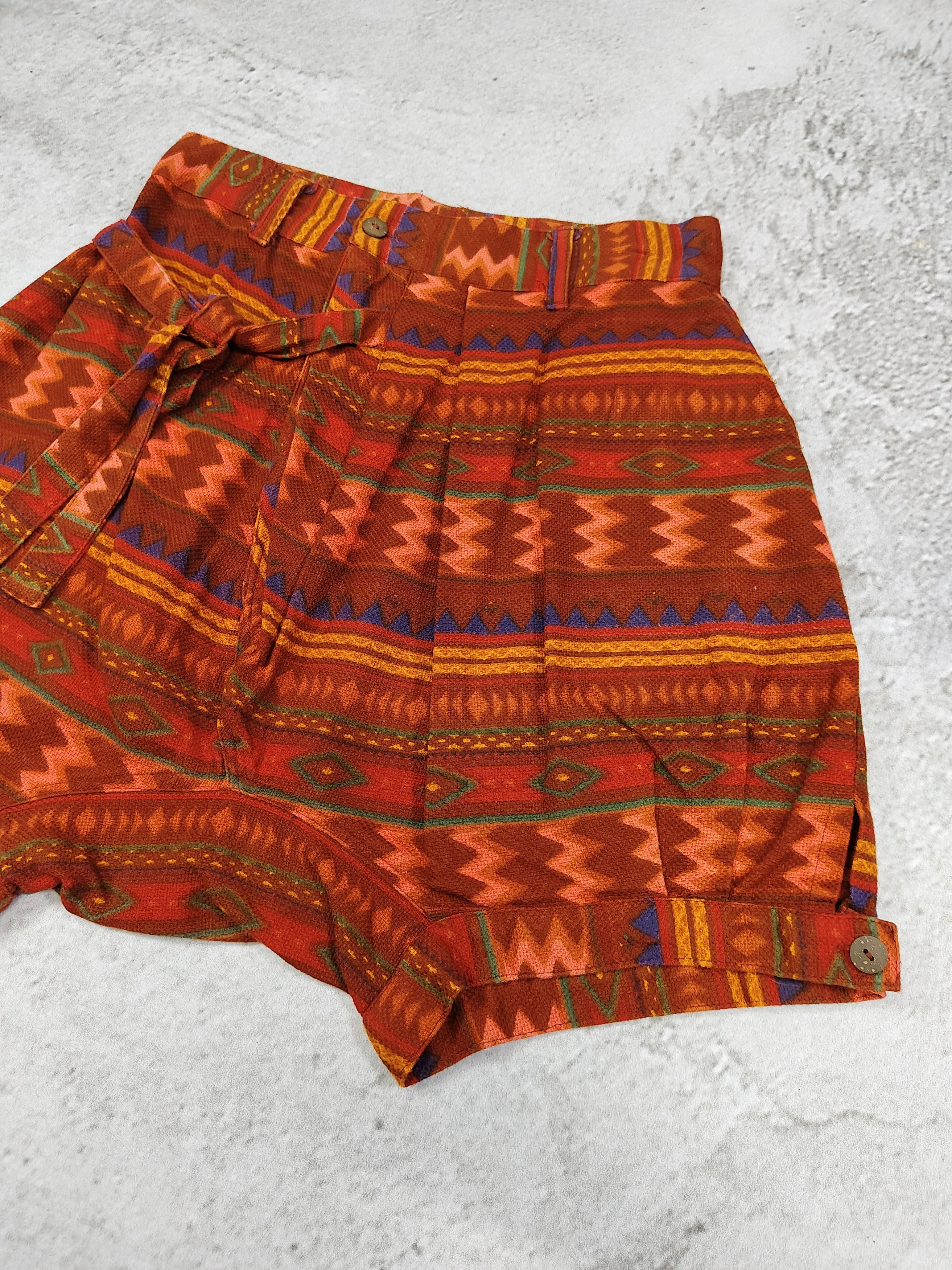 Japanese Brand Yul- Bohemian Retro Hippie Tribal Aztec High Waist Shorts Size 29" - 2 Thumbnail