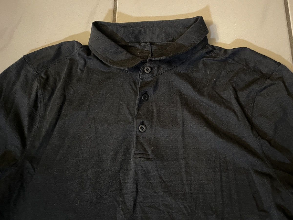 Lululemon Lululemon Evolution Polo Shirt Mens Large Navy Blue Stetch Size US L / EU 52-54 / 3 - 2 Thumbnail