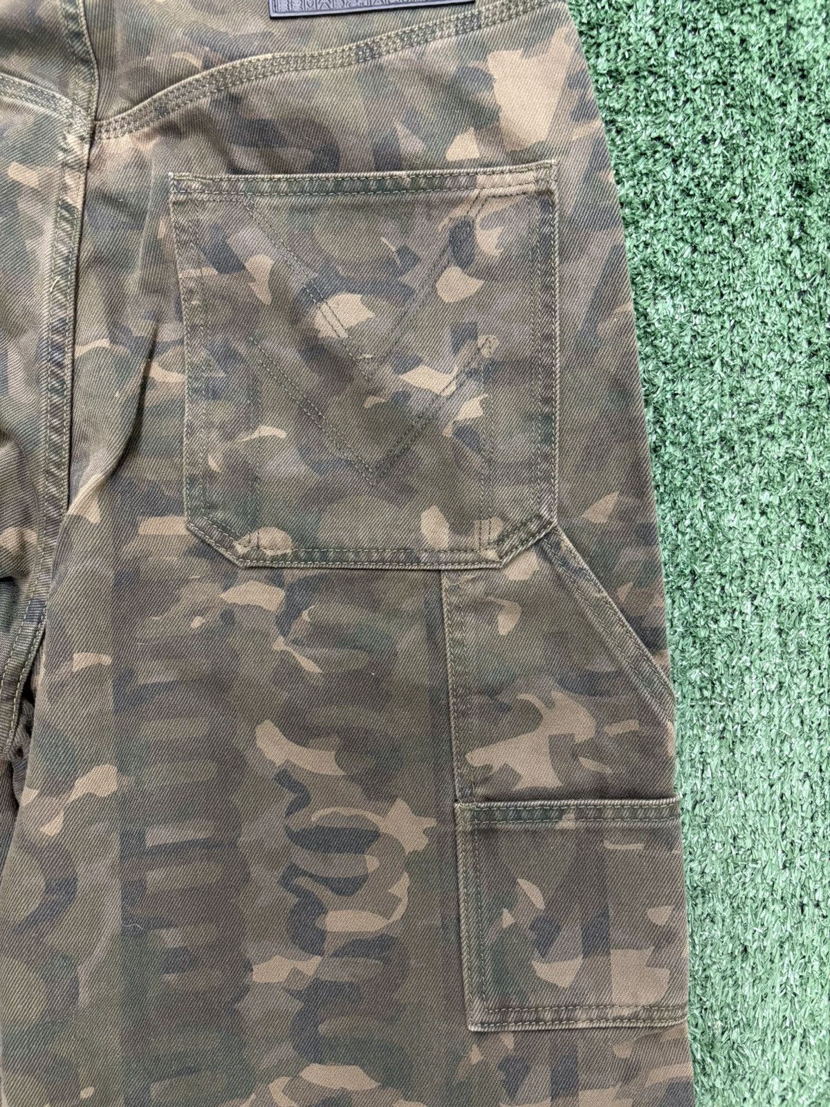 Marc Jacobs NWT Marc Jacobs Carpenter Pants Mens 30 Camo Monogram Wide Size US 30 / EU 46 - 5 Thumbnail