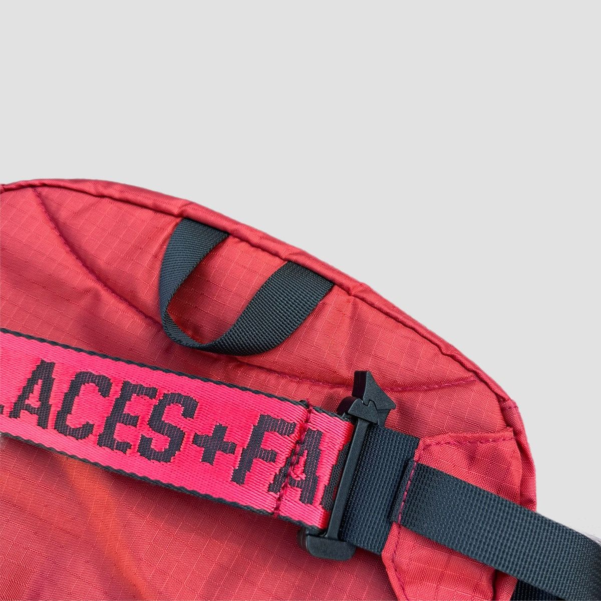 Places + Faces Places + Faces Waist Belt Bag Size ONE SIZE - 5 Thumbnail