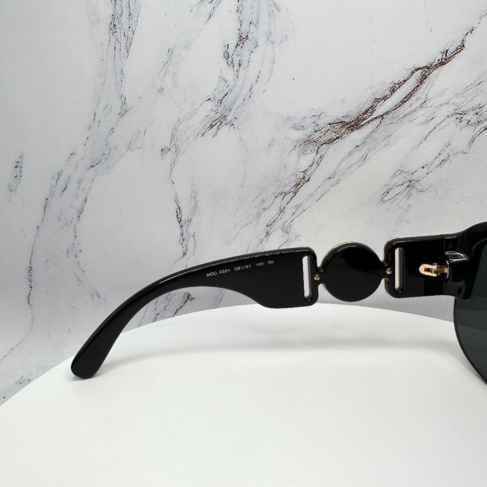 Versace New VERSACE Sunglasses Black Gold Shield Mask Medusa Logo Size ONE SIZE - 12 Thumbnail