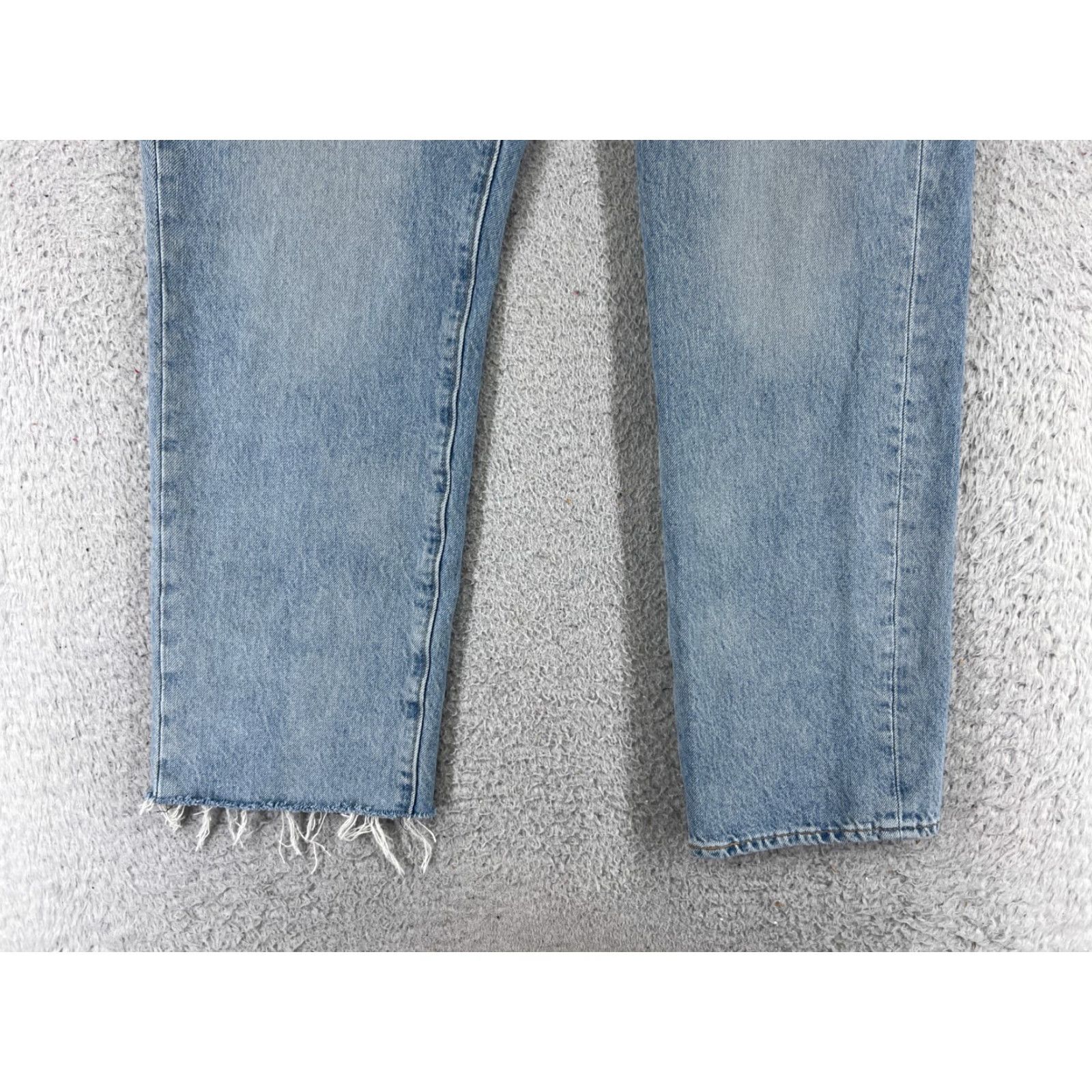 Levi's Levi's Jeans Blue Denim 541 30x27 Premium 31 Adult Regular Cotton 5-Pocket Distressed Stretch Vintage? N/A Size US 31 - 2 Thumbnail