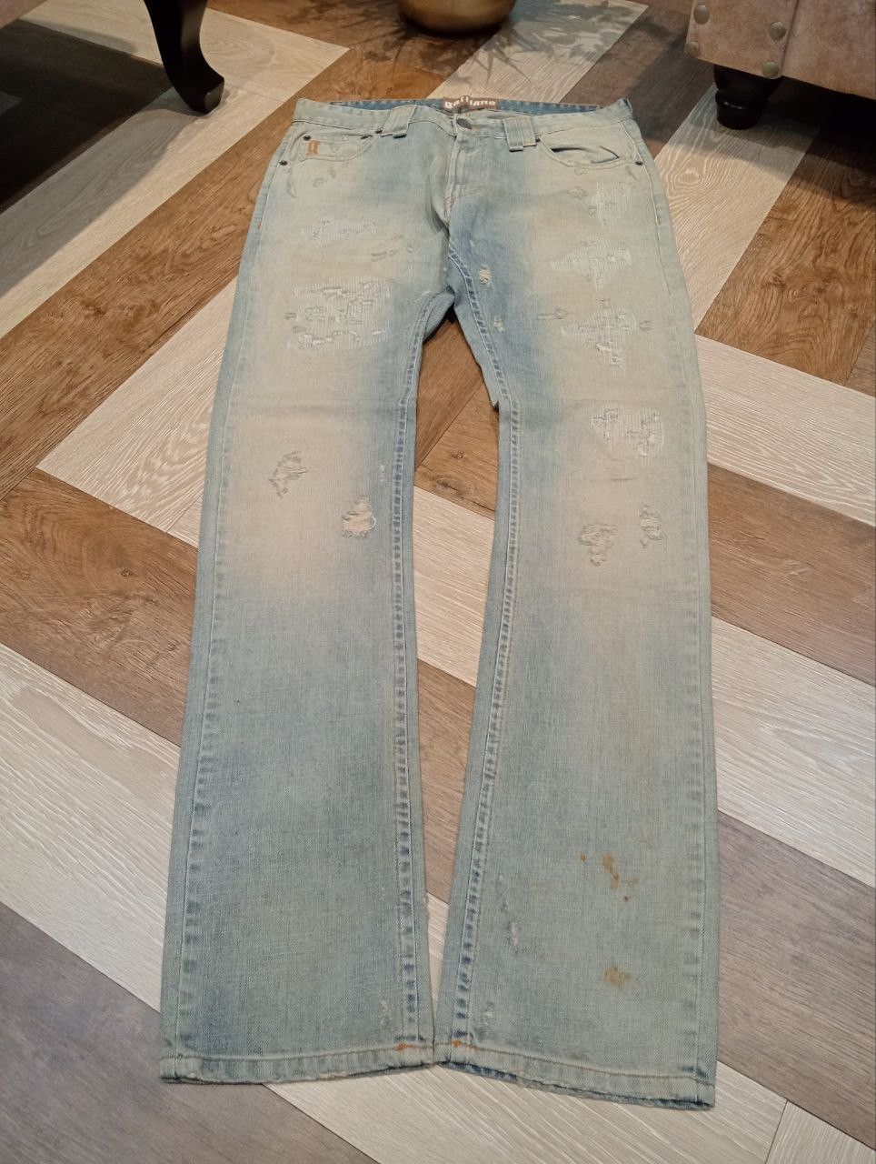 John Galliano GALLIANO ITALY BLUE DENIM SLIM DISTRESSED PANTS Size US 32 / EU 48 - 4 Thumbnail