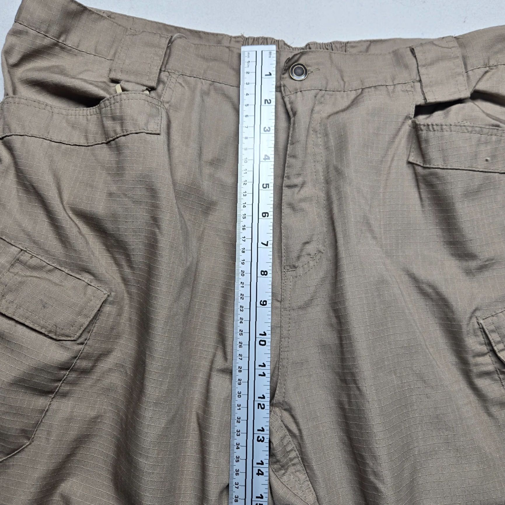 Vintage Solid Brown Cargo Pants Tactical Adult Women's Waist Size 40 Size 27" / US 4 / IT 40 - 5 Thumbnail