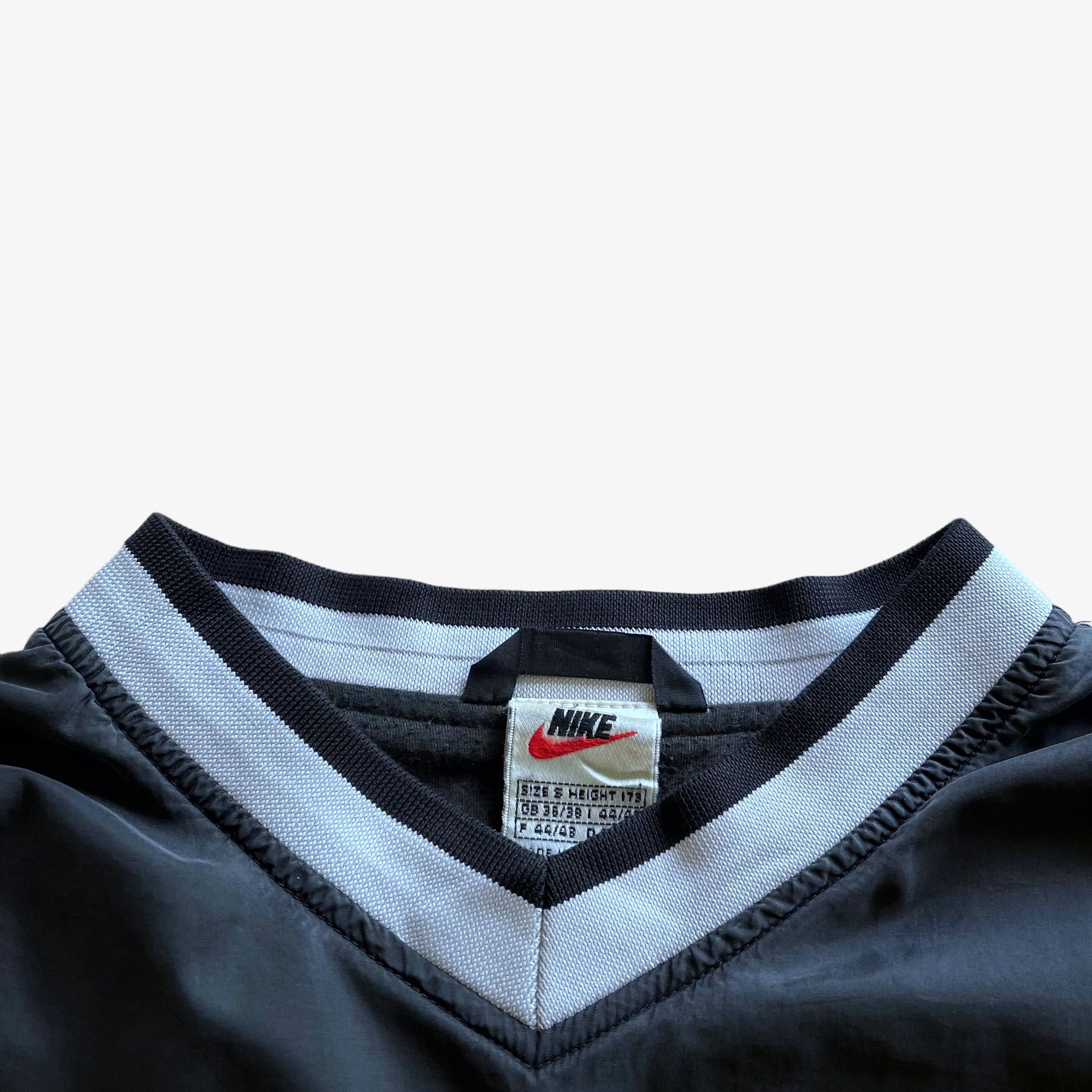 Nike Vintage 90s Men's Nike Embroidered Spell Out Grey Sweatshirt Size US S / EU 44-46 / 1 - 2 Thumbnail