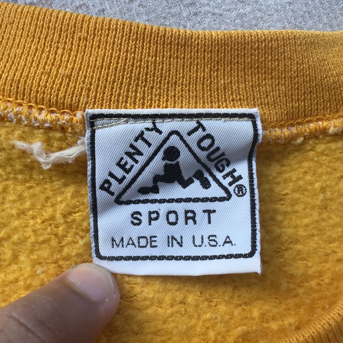 Vintage VINTAGE PLENTY TOUGH SPORT USA LOGO 90’s CREWNECK USA Size US S / EU 44-46 / 1 - 8 Thumbnail