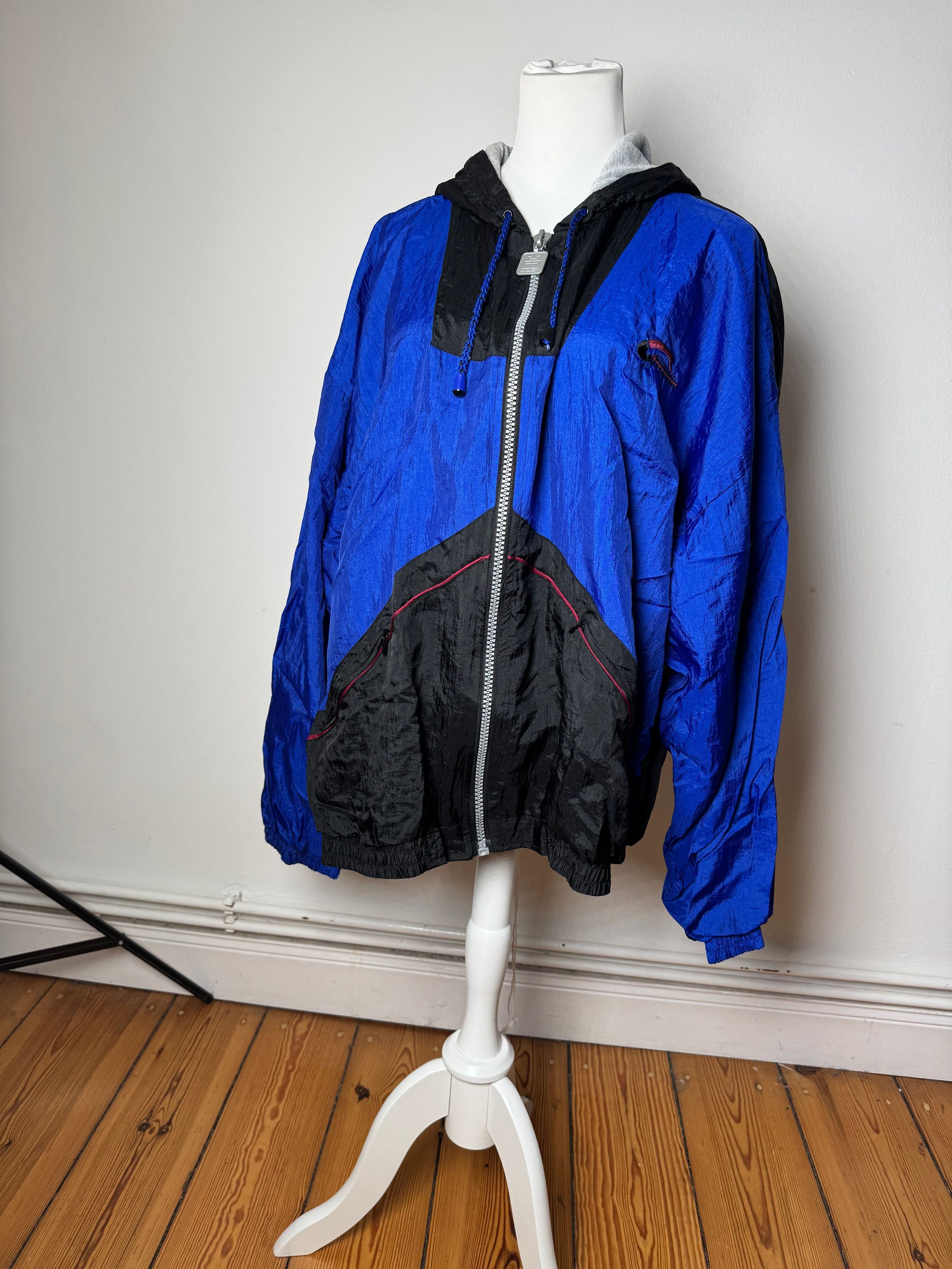 Givenchy Vintage Windbreaker Jacket L Blue Black Size US XL / EU 56 / 4 - 1 Thumbnail