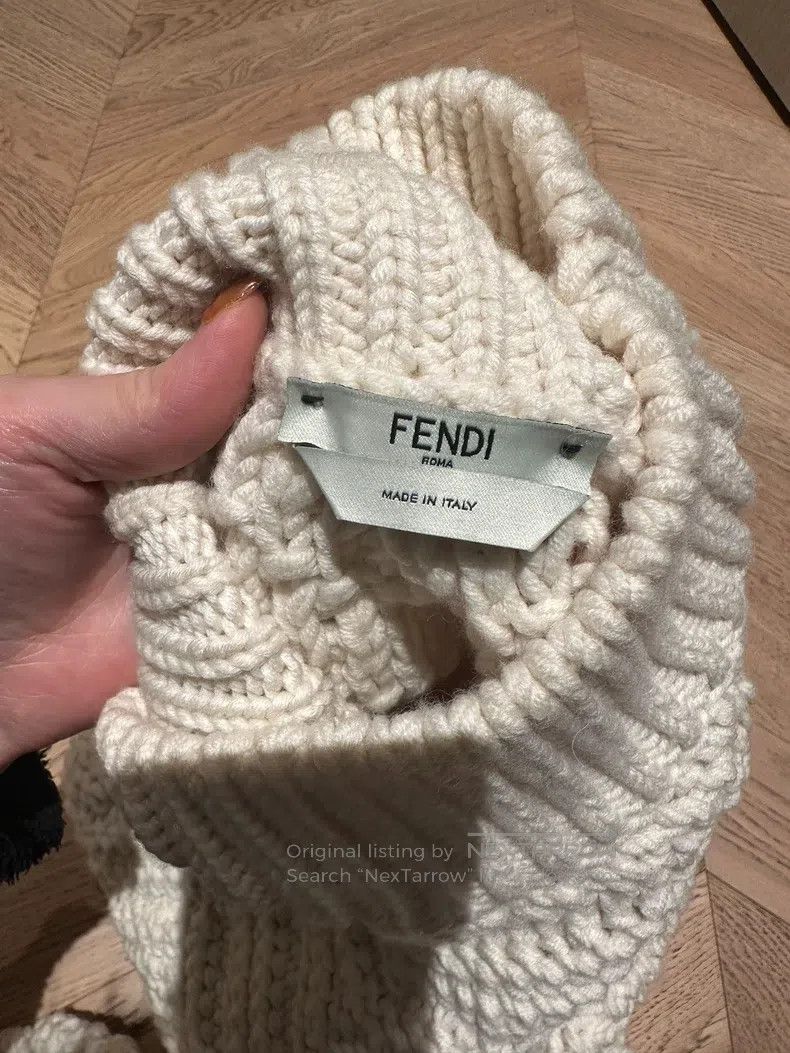 Fendi Fendi Short Sweater Size XS / US 0-2 / IT 36-38 - 2 Thumbnail