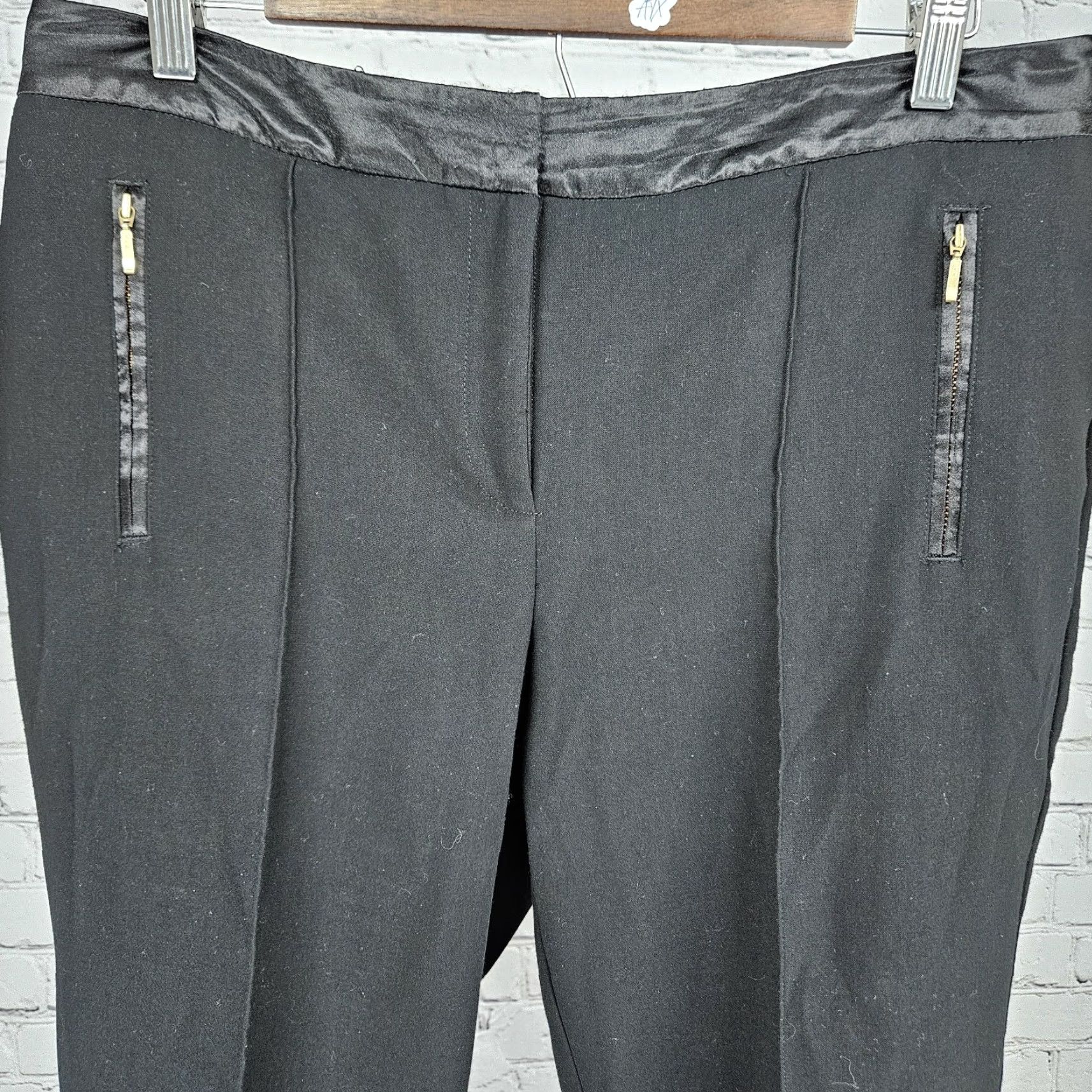 Vintage Chico's Black Mid Rise Satin Trim Tapered Ankle Pants Women's 1.5 10 32in Inseam 27in Modern City Preppy Pockets Stretch Easy Care Size 26" / US 2 / IT 38 - 4 Thumbnail