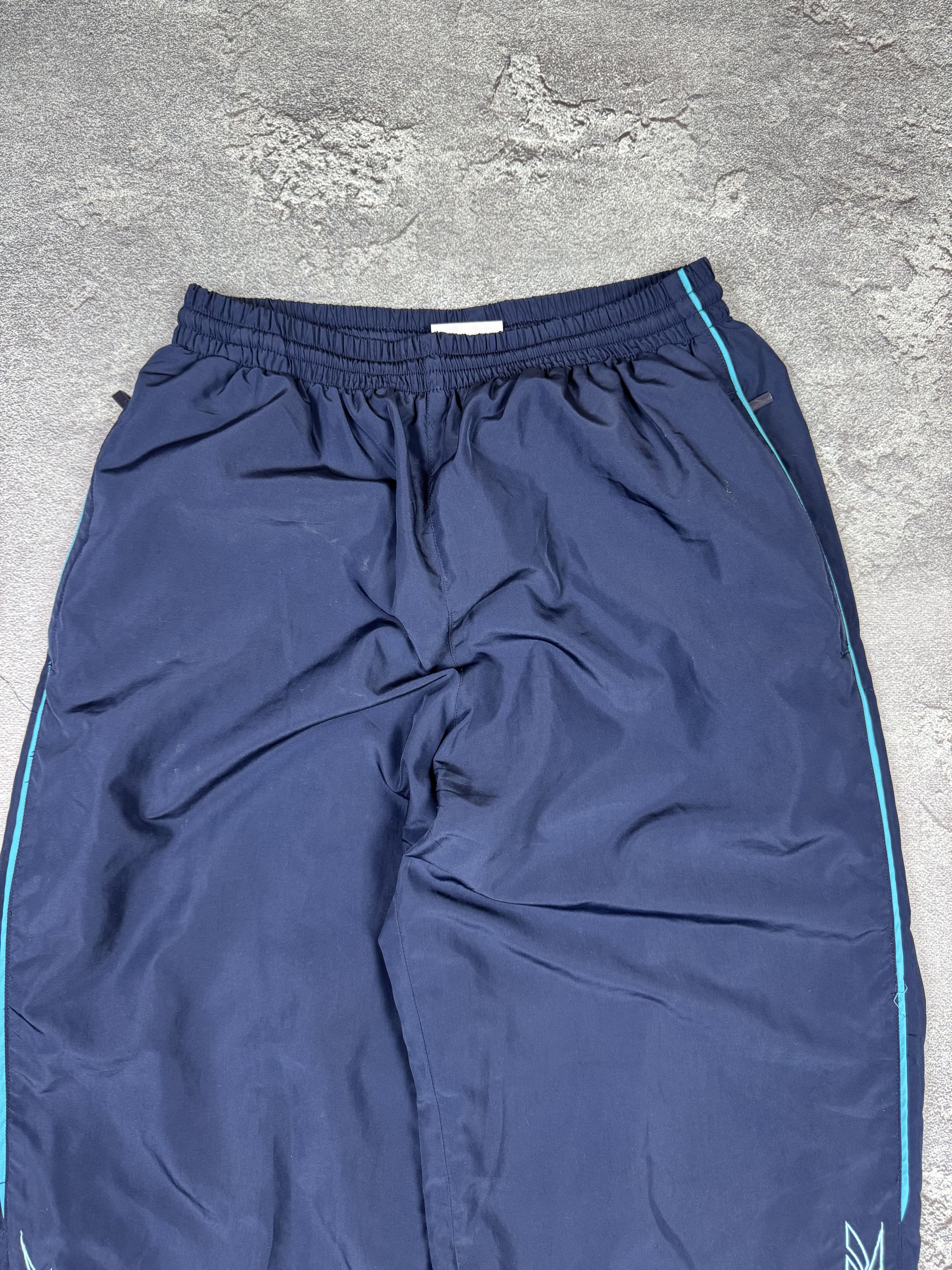 Reebok VTG Reebok Nylon Sweatpants Joggers Y2K Logo Size M Size US 32 / EU 48 - 4 Thumbnail