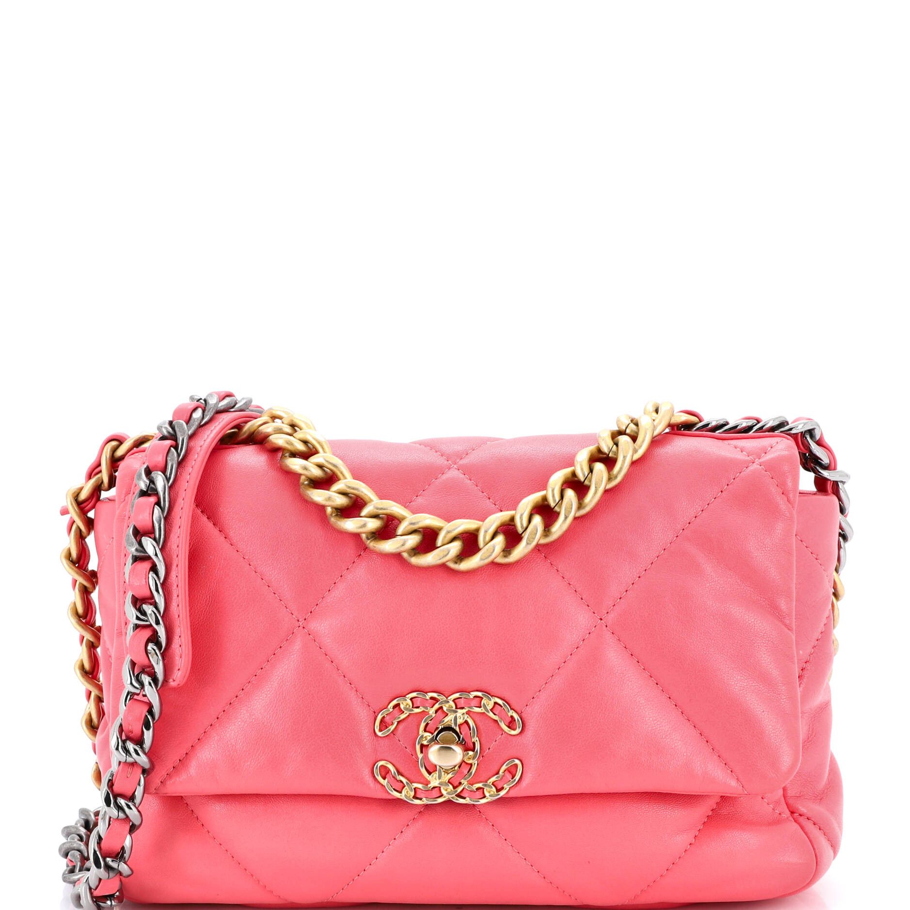 Chanel 19 Flap Bag Size ONE SIZE - 1 Thumbnail