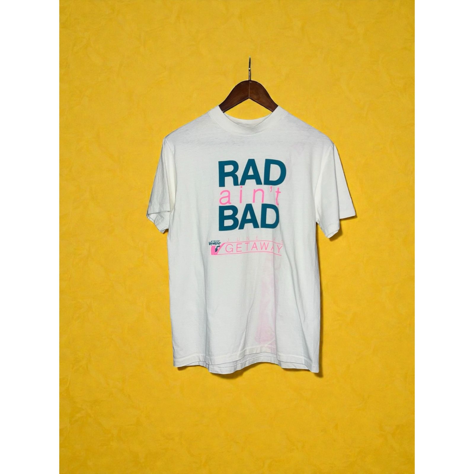 Hanes “RAD ain’t BAD” Getaway Size US M / EU 48-50 / 2 - 1 Thumbnail